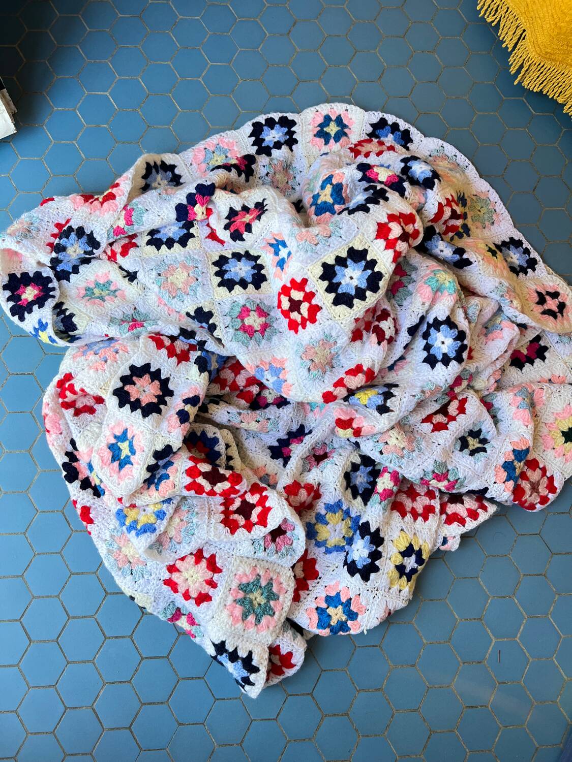 Vintage crochet plaid from the 70s