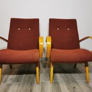 Paire de fauteuils by Jaroslav Smidek