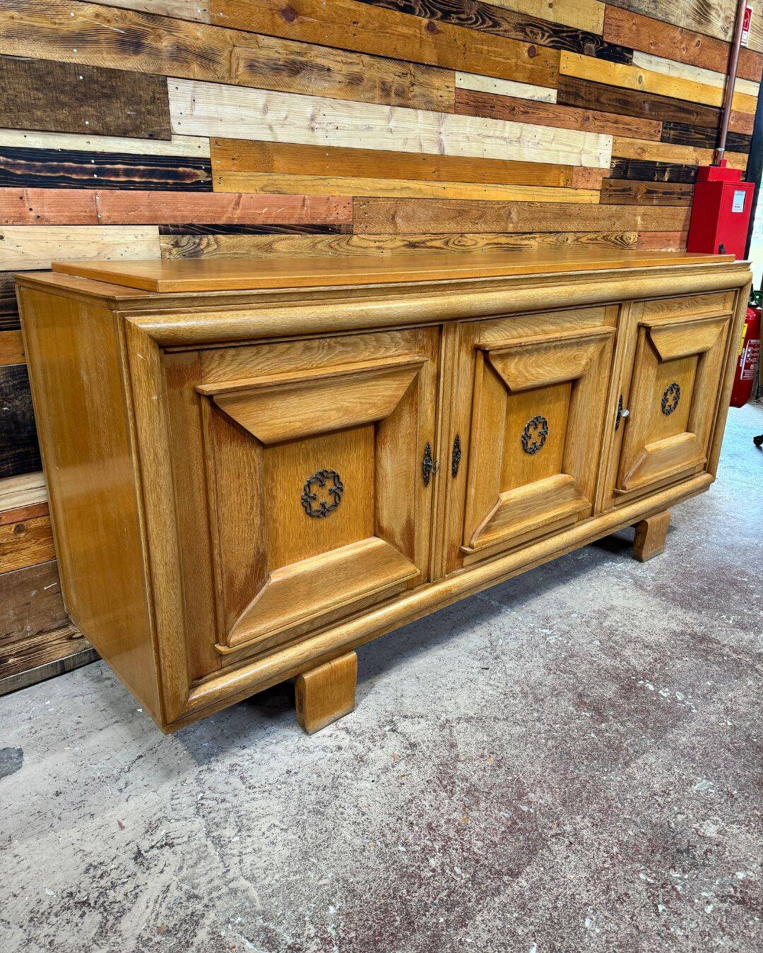 Modernist enfilade