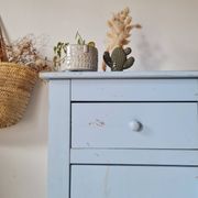 Meuble de rangement chiffonnier artisanal bleu