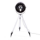 spot on metalic tripod