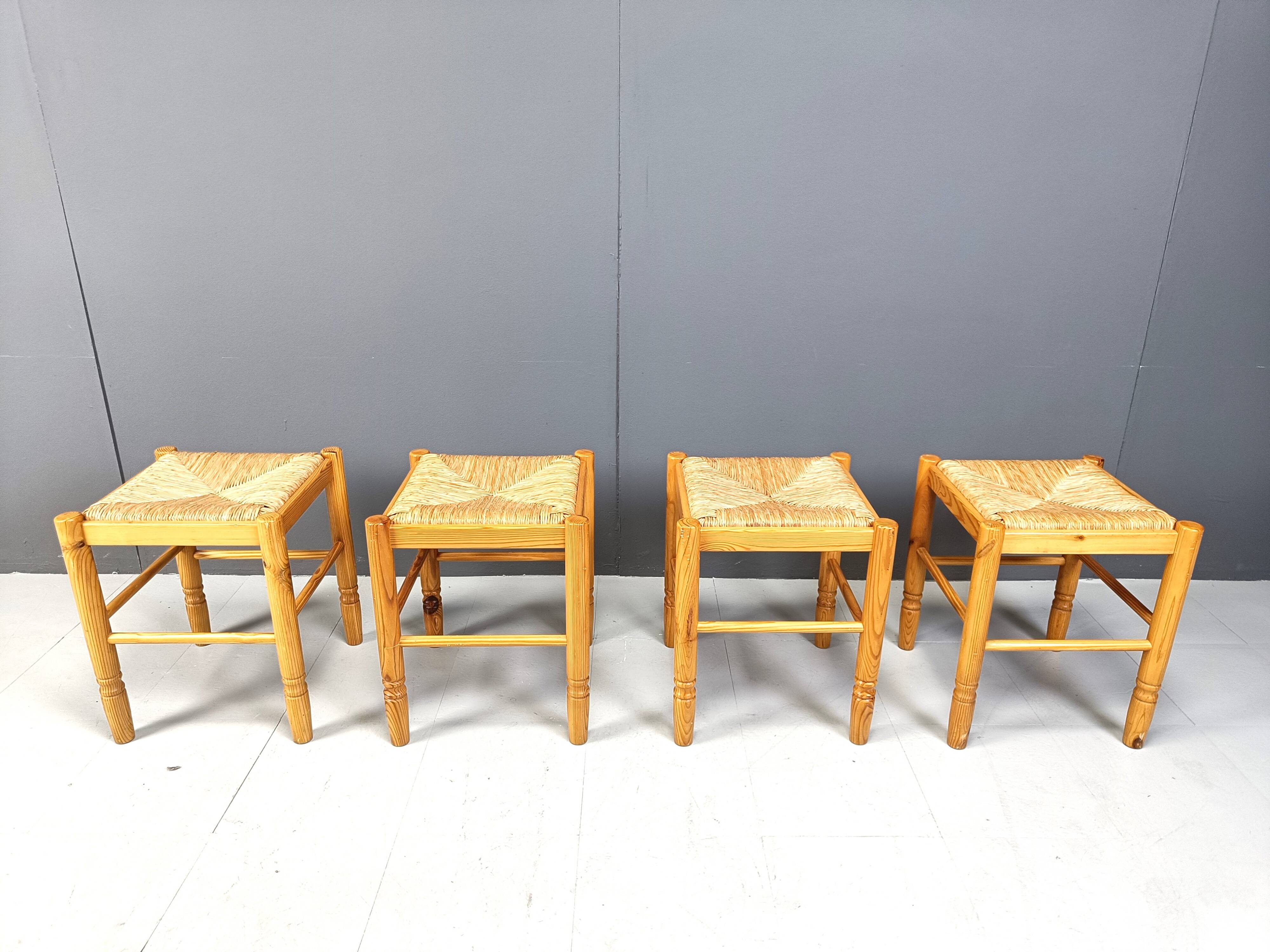 Vintage wicker stools - set of 4, 1960s