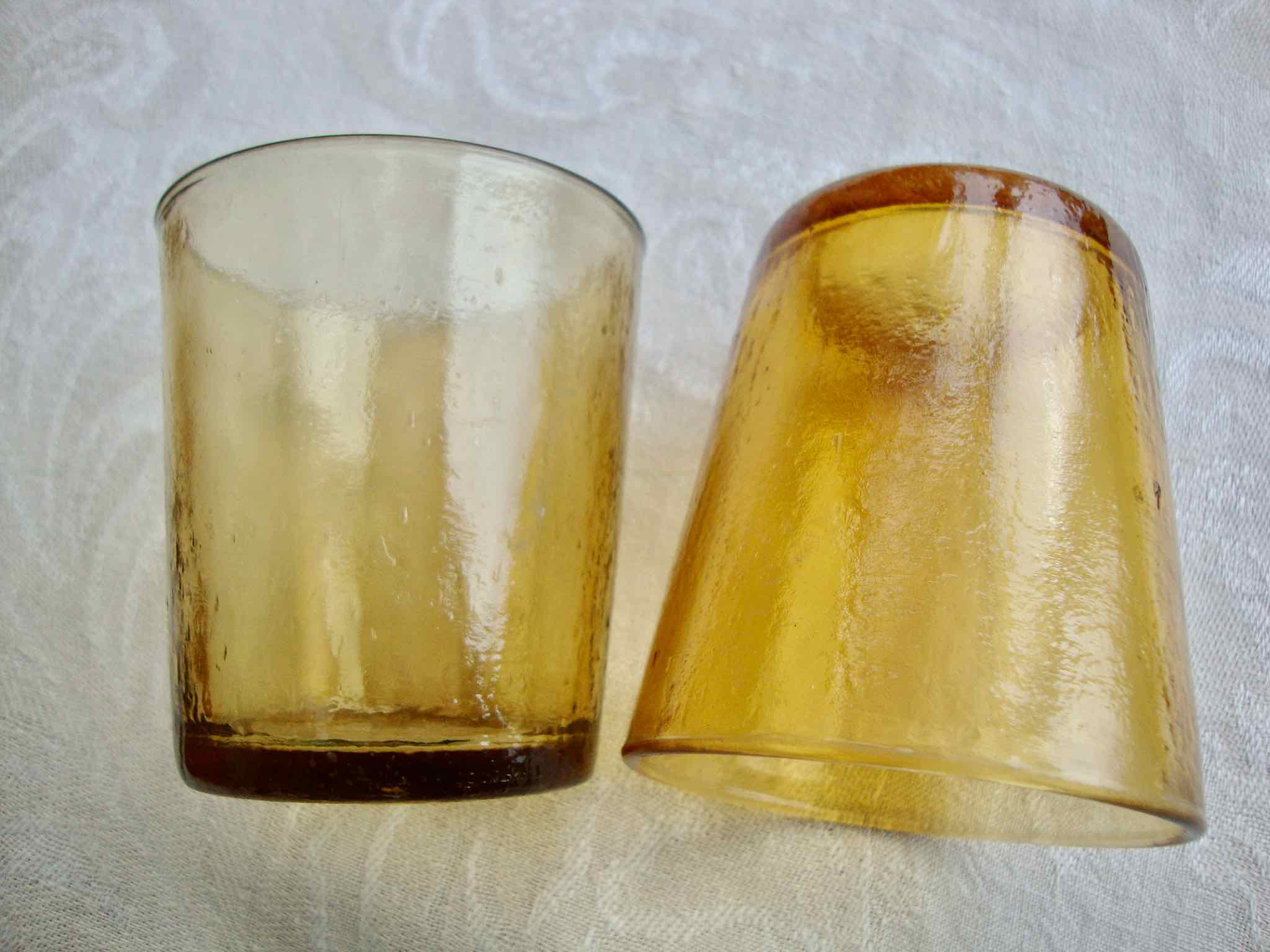 Carafe service and 15 vintage glasses