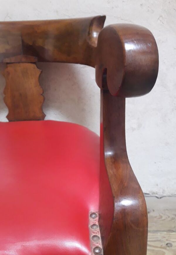 Fauteuil de bureau en noyer massif XIX°