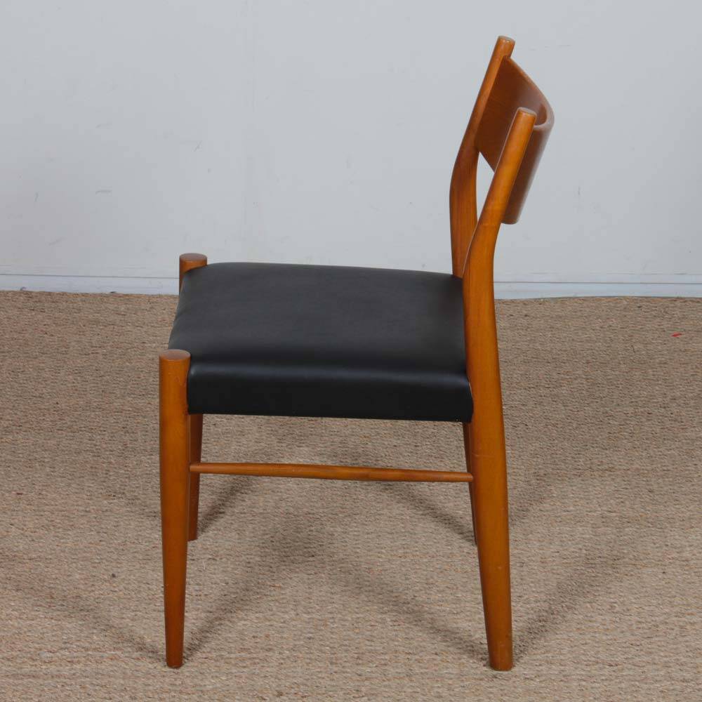 Suite of 6 chairs produced by Consorzio Sedie Friuli, 1960