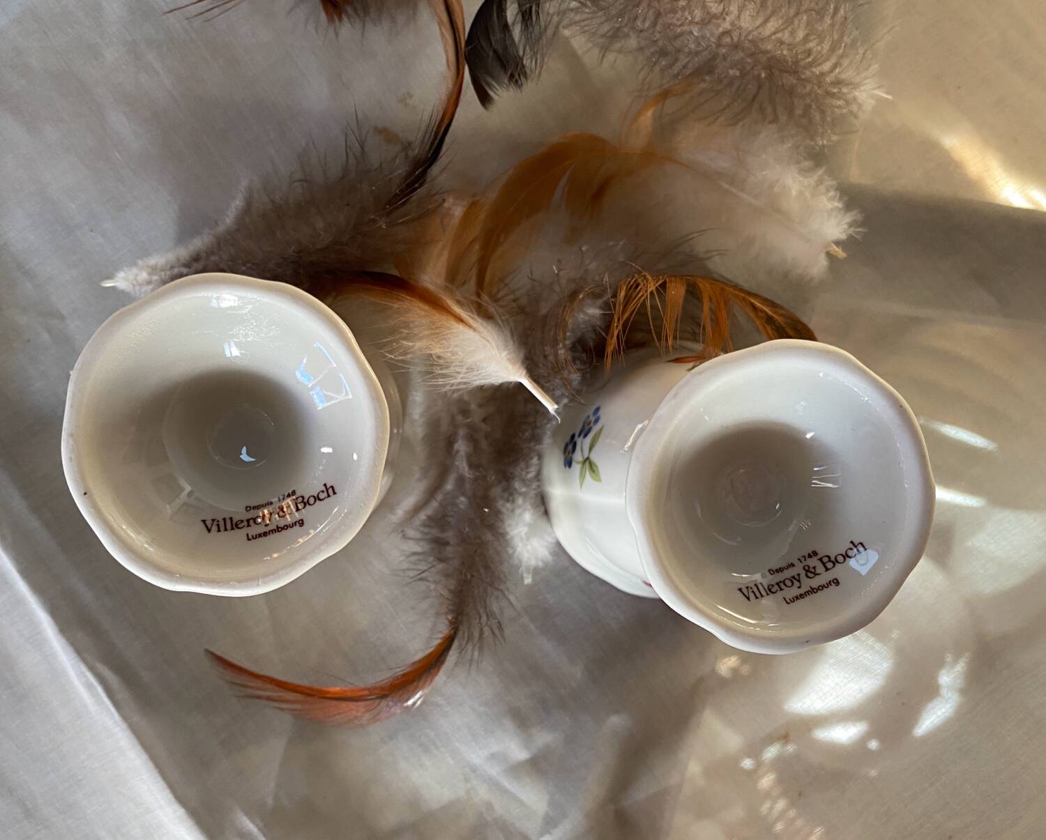 Set of 2 porcelain egg cups by Villeroy and Boch.