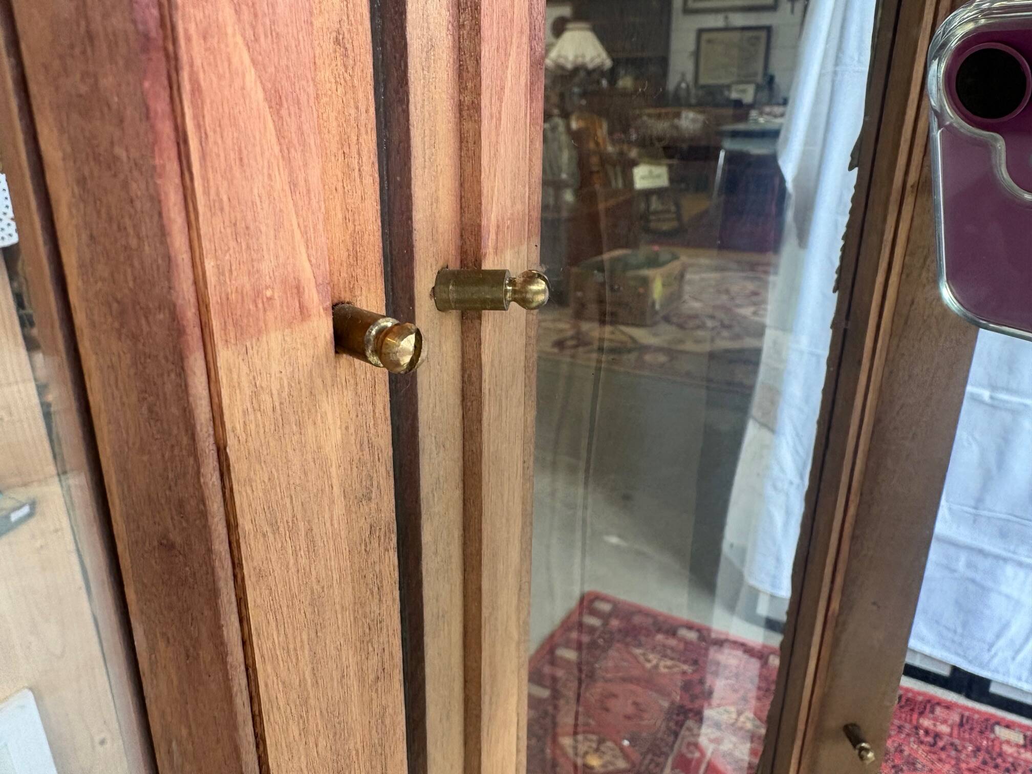 Louis XV/Transition style display cabinet in wood and gilt bronze