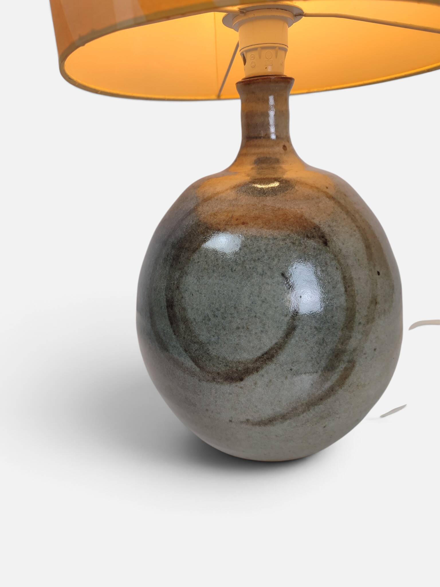 1970s table lamp in ceramic, signed, with a hand-painted silk shade.