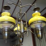 Grand lustre 3 feux en verre, opaline et laiton
