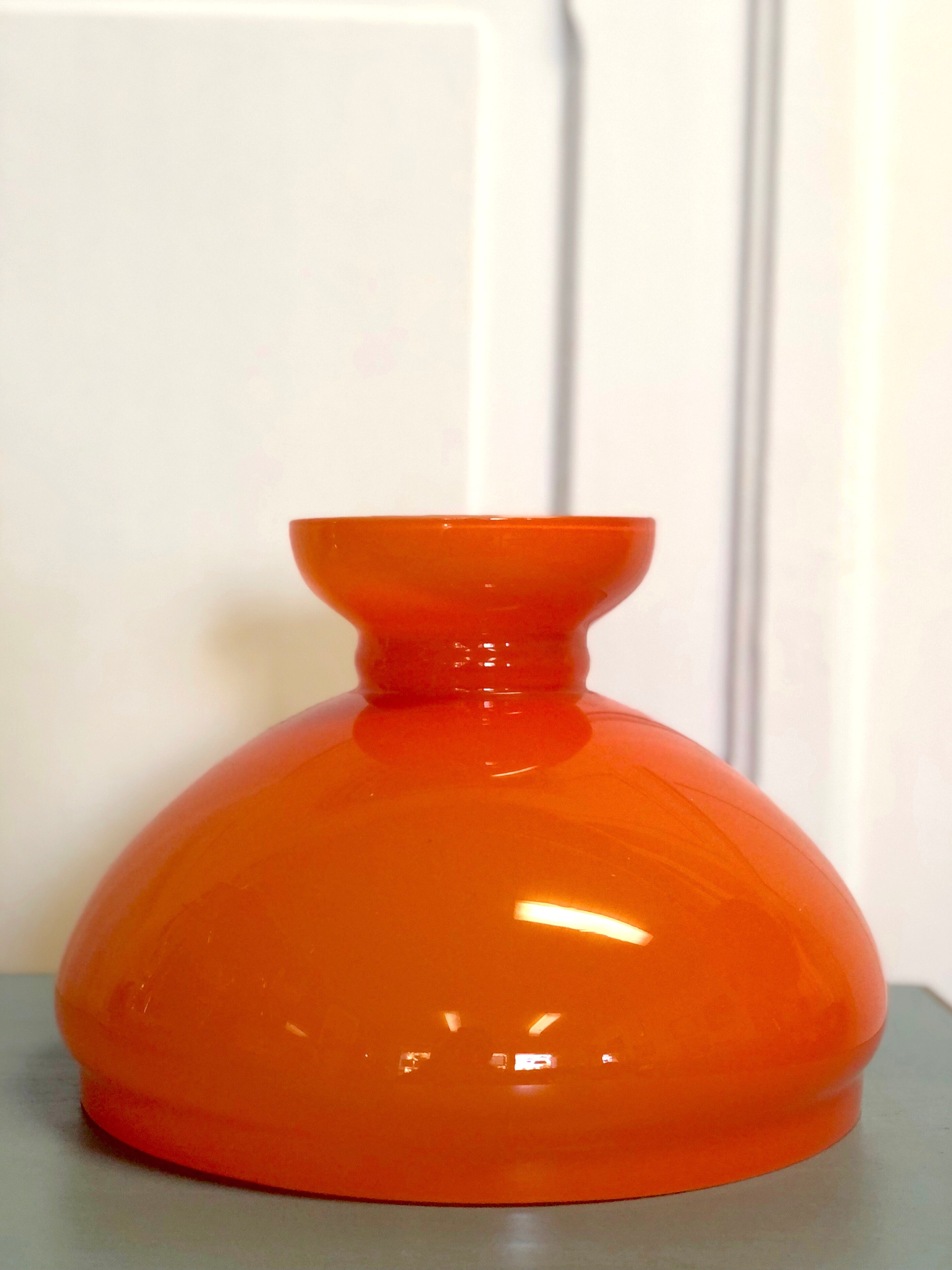 Abat-jour opaline orange années 70