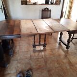 Table with extension cords- on wheels - old style