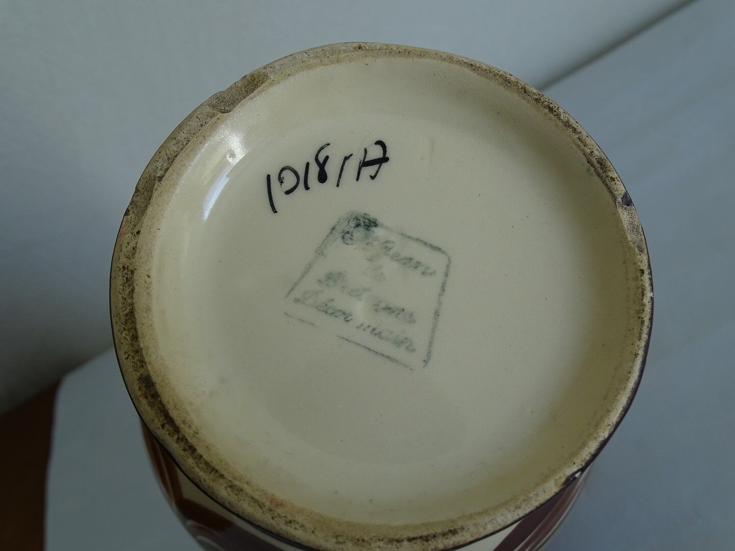 Ceramic pitcher.saint Jean de La Poterie