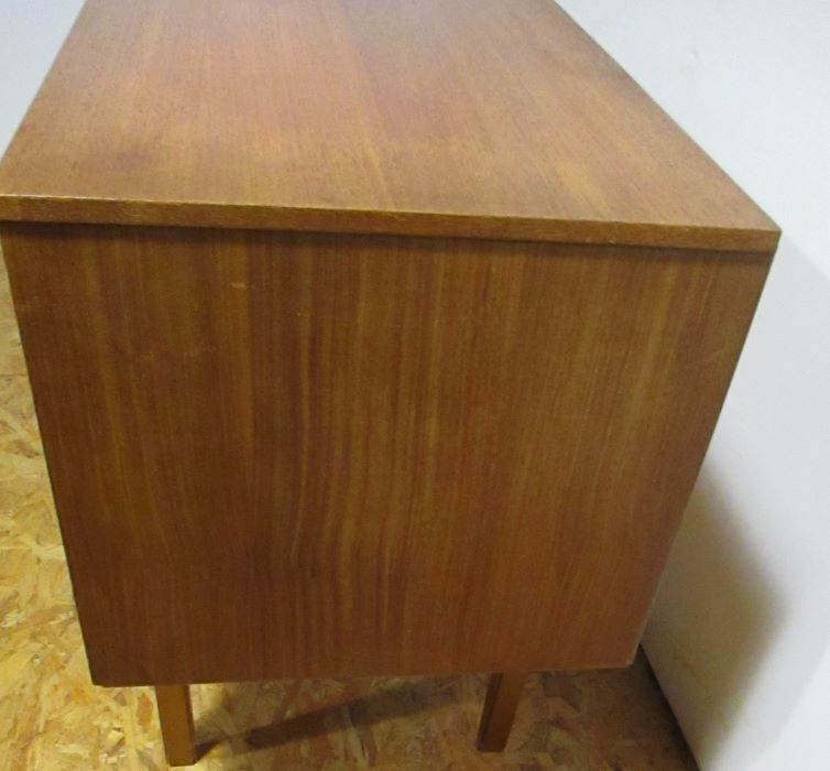 Teak dresser 4 drawers