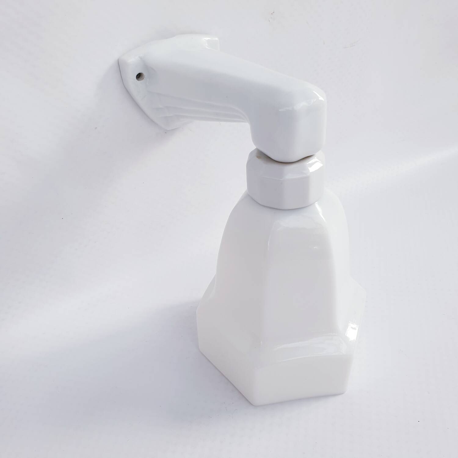 Art Deco porcelain wall lamp