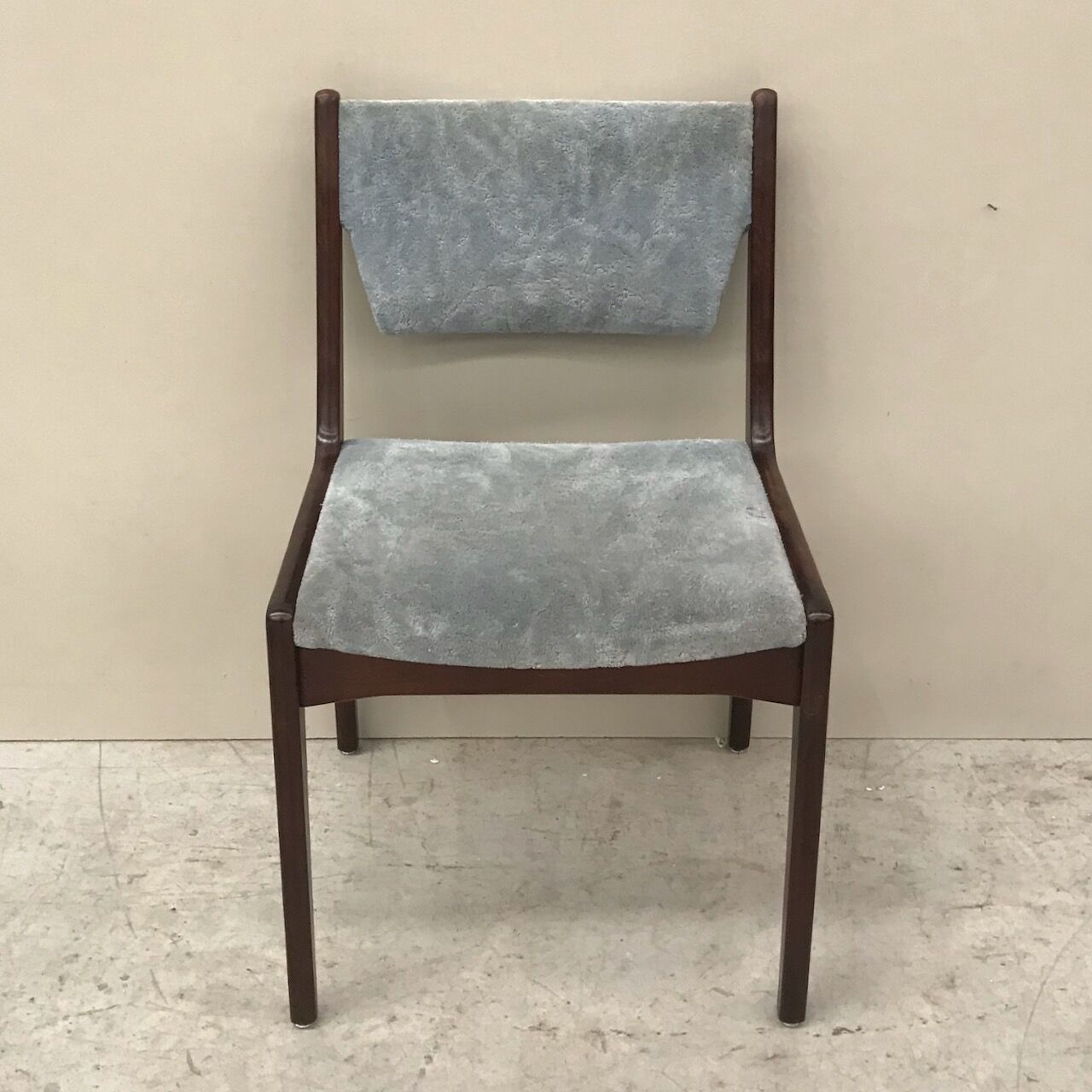 Set of 4 vintage chairs