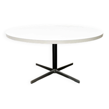 Table basse spatiale minimaliste moderne du milieu du siècle de Wiener Werkstätte, années 1960