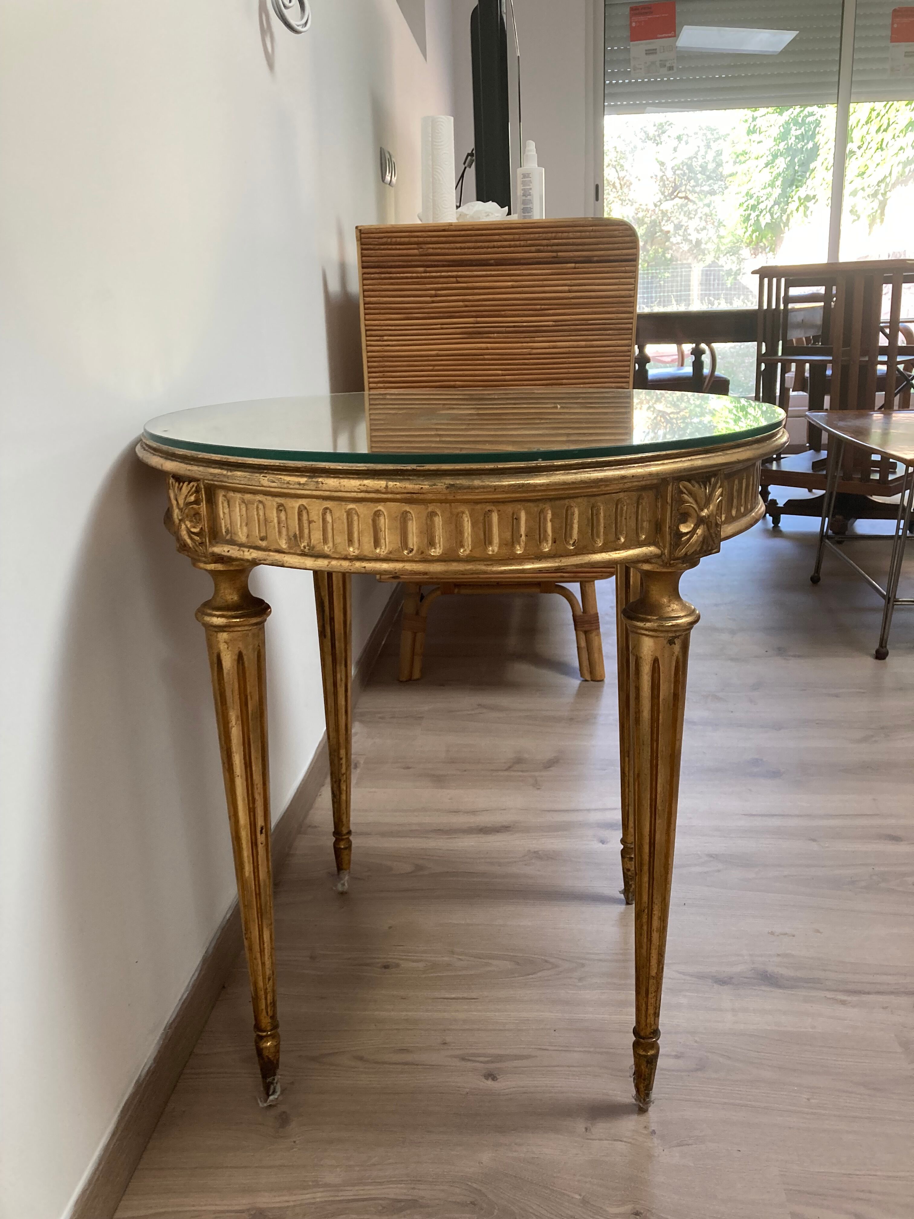 Round table gilded wood louis xvi style under glass
