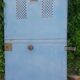 Porte portail H205xL103 ancienne en fer cintrée avec boite aux lettres