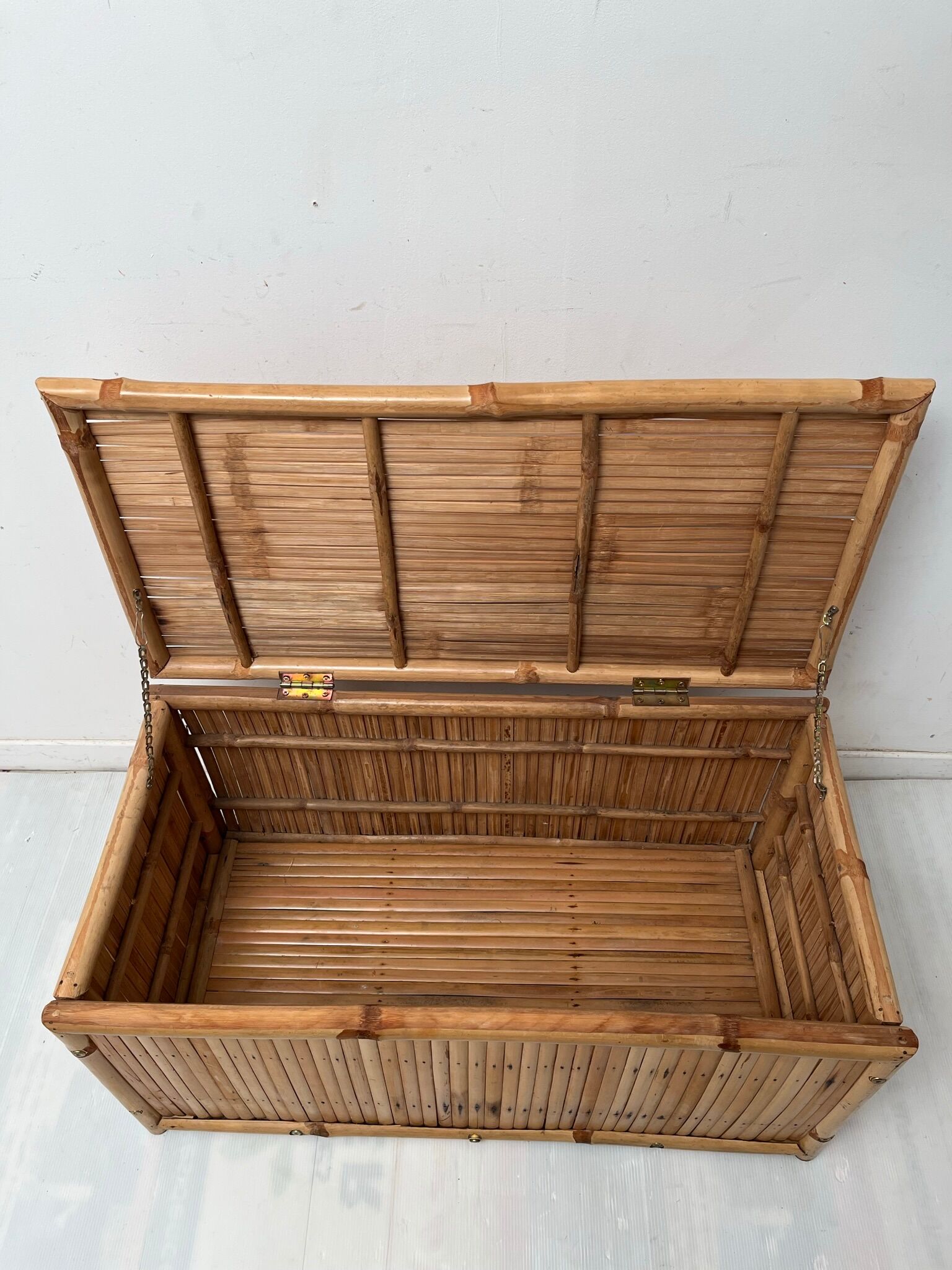 Bamboo chest 60s-70s