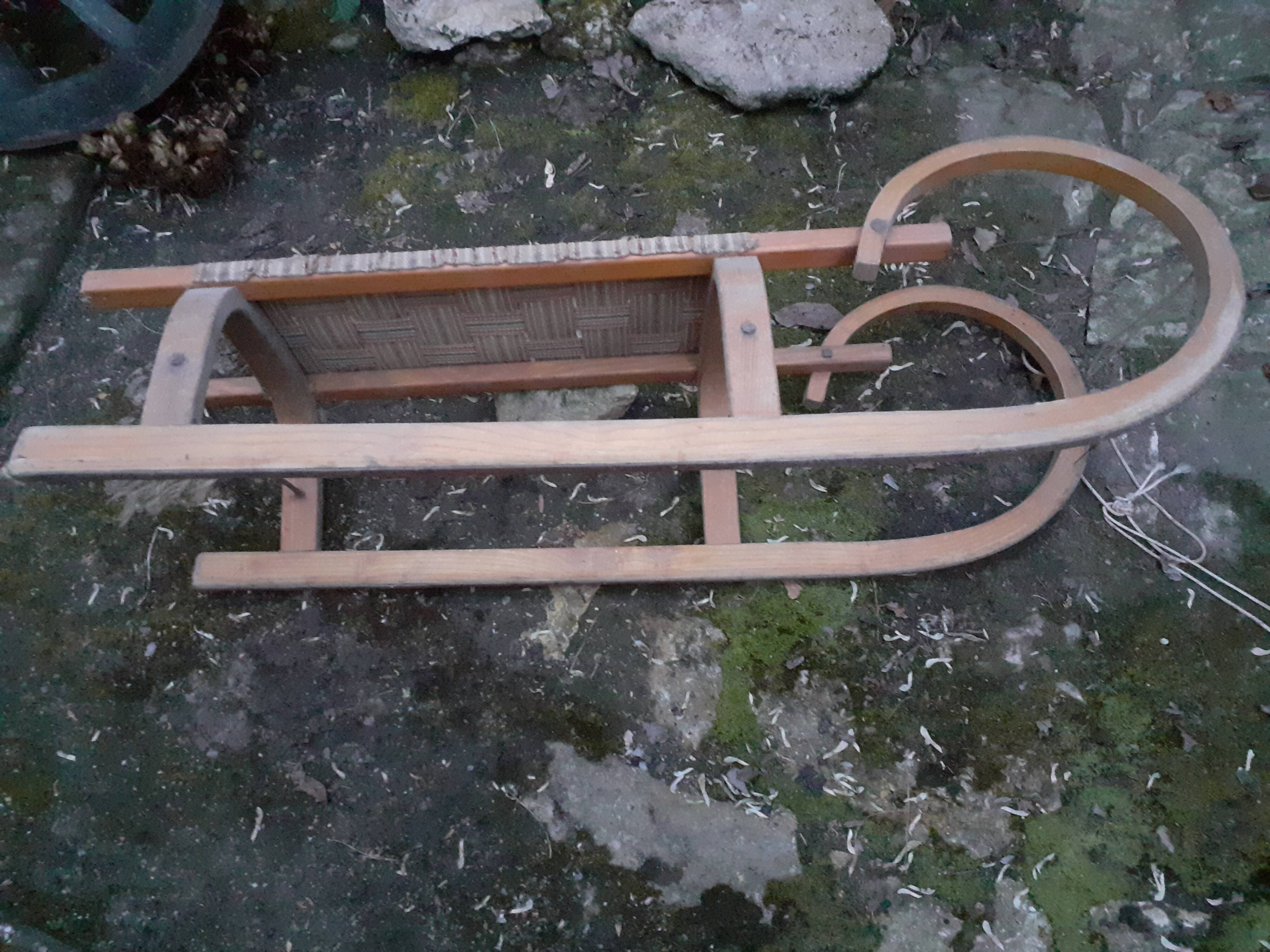 Old ram sled