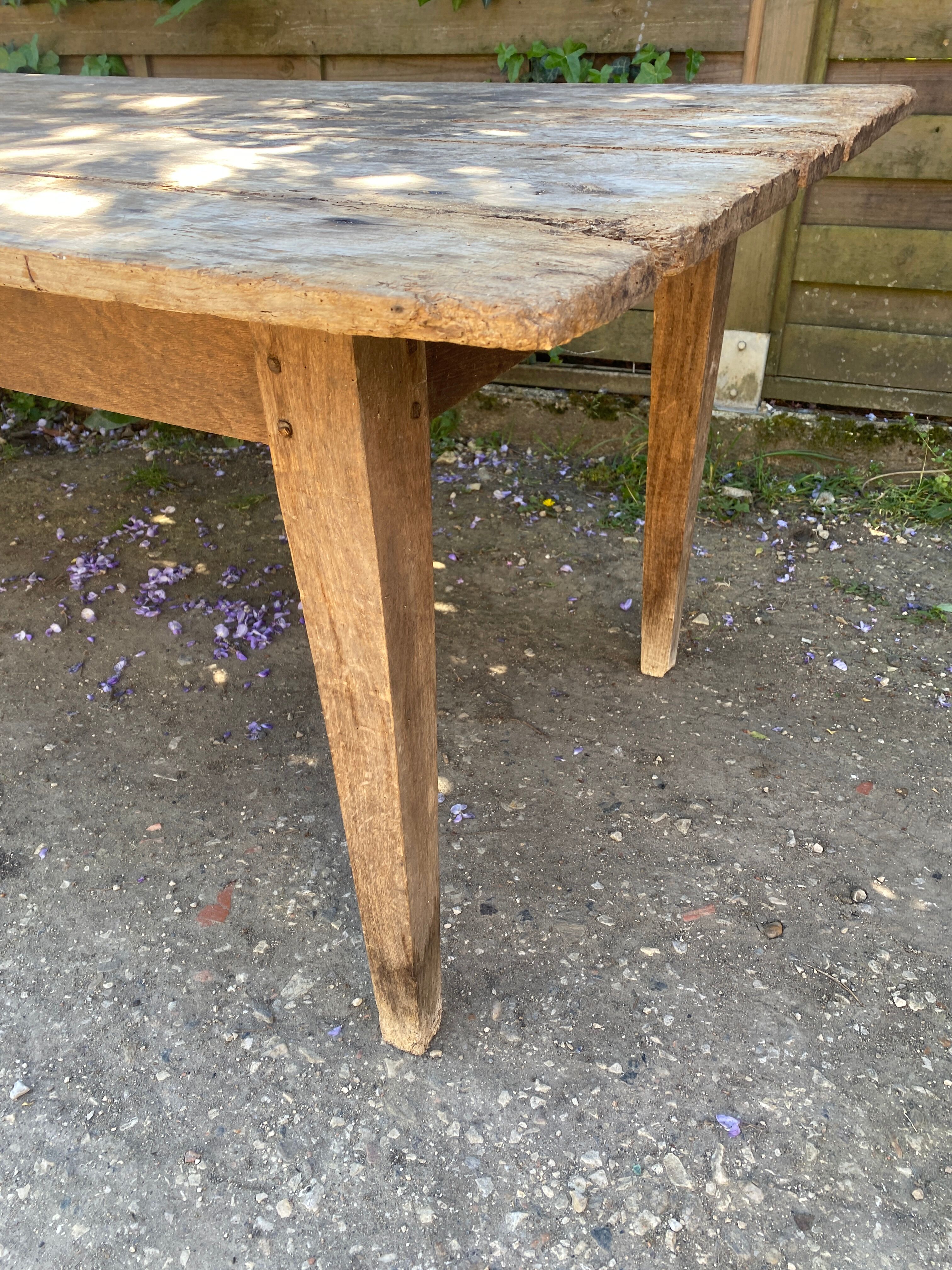 Table de ferme en chêne  à restaurer