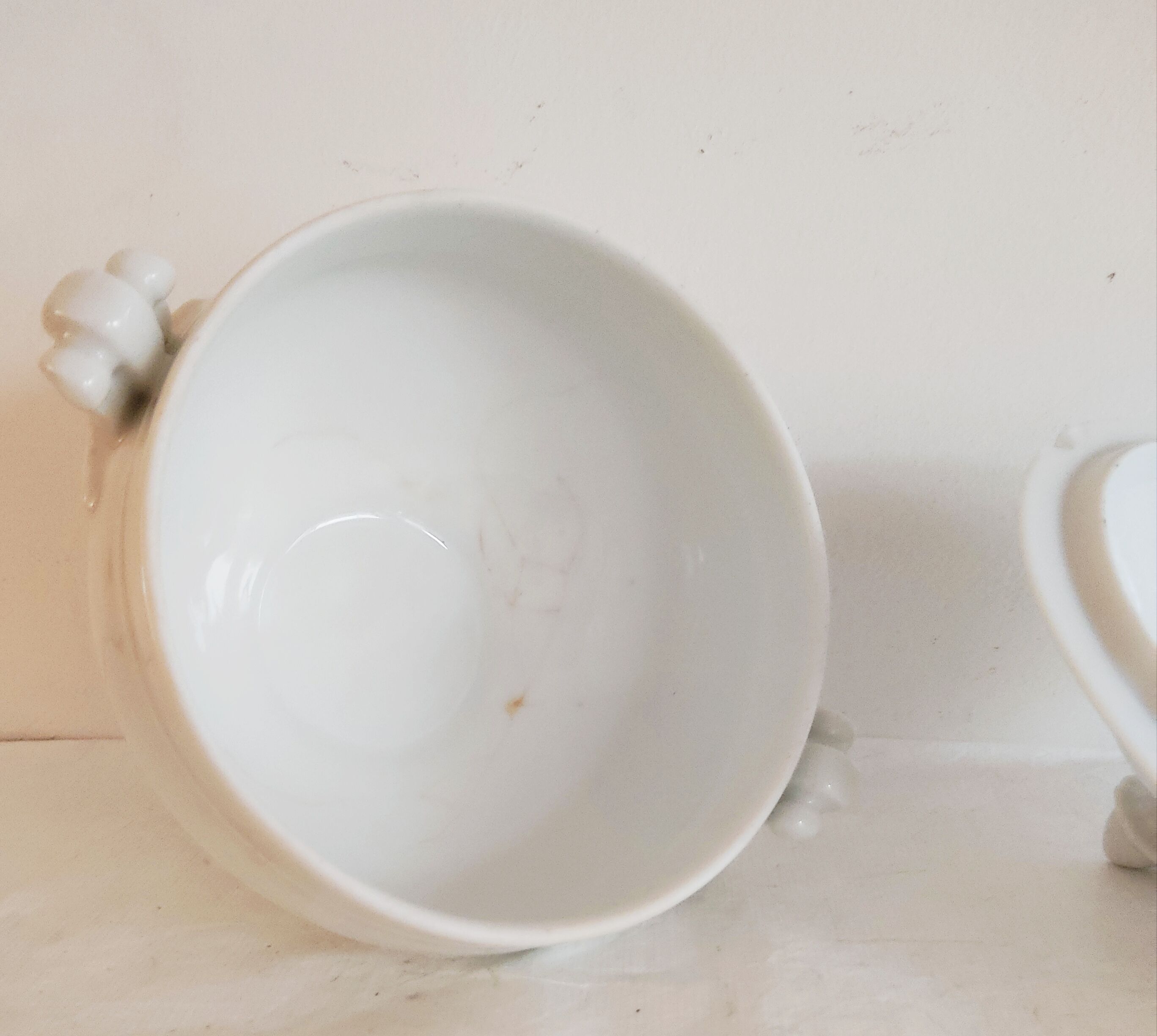 White porcelain soup kitchen, 19th century