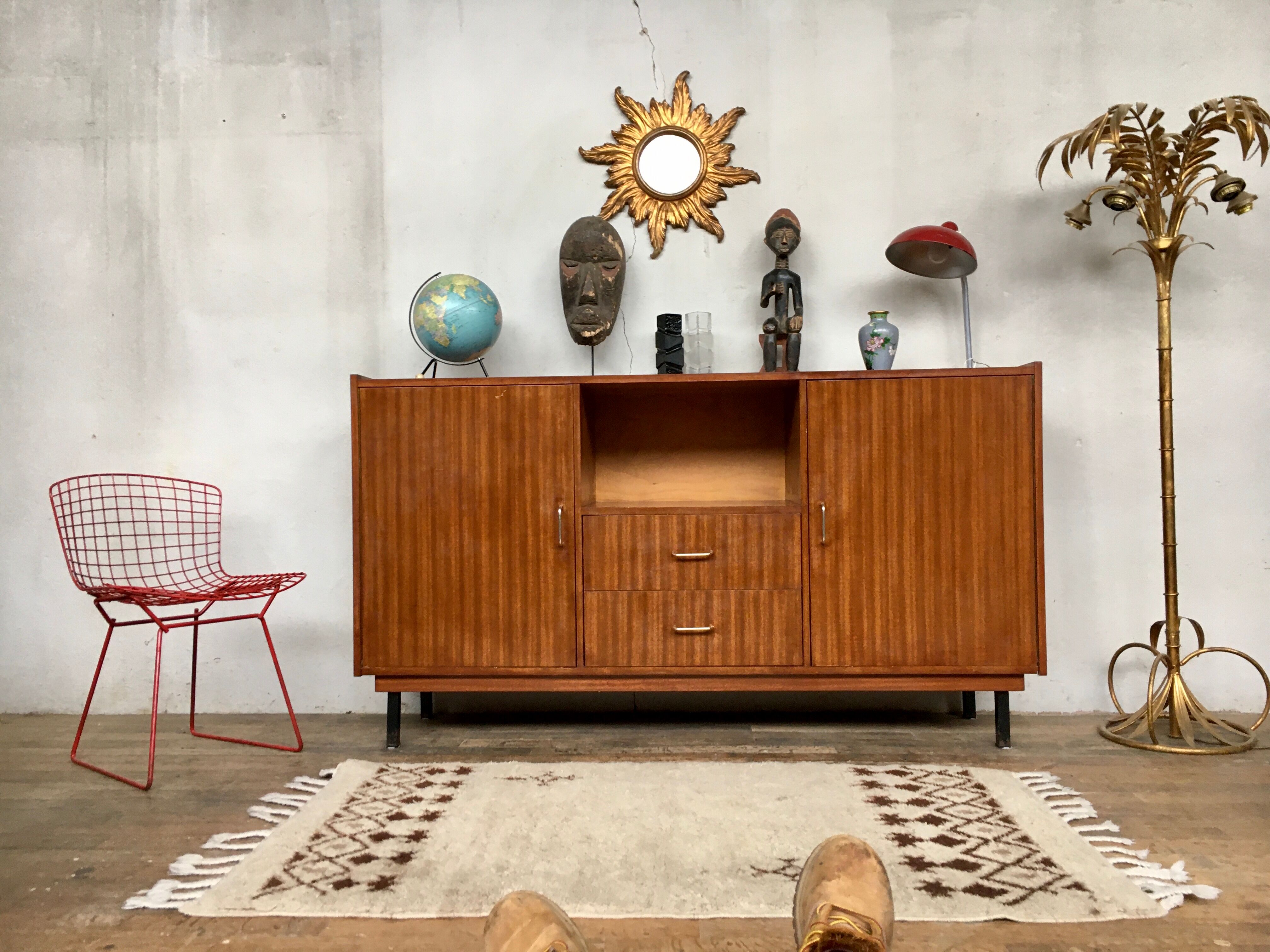 Enfilade meuble tv bahut moderniste vintage rétro en teck pieds métal noir