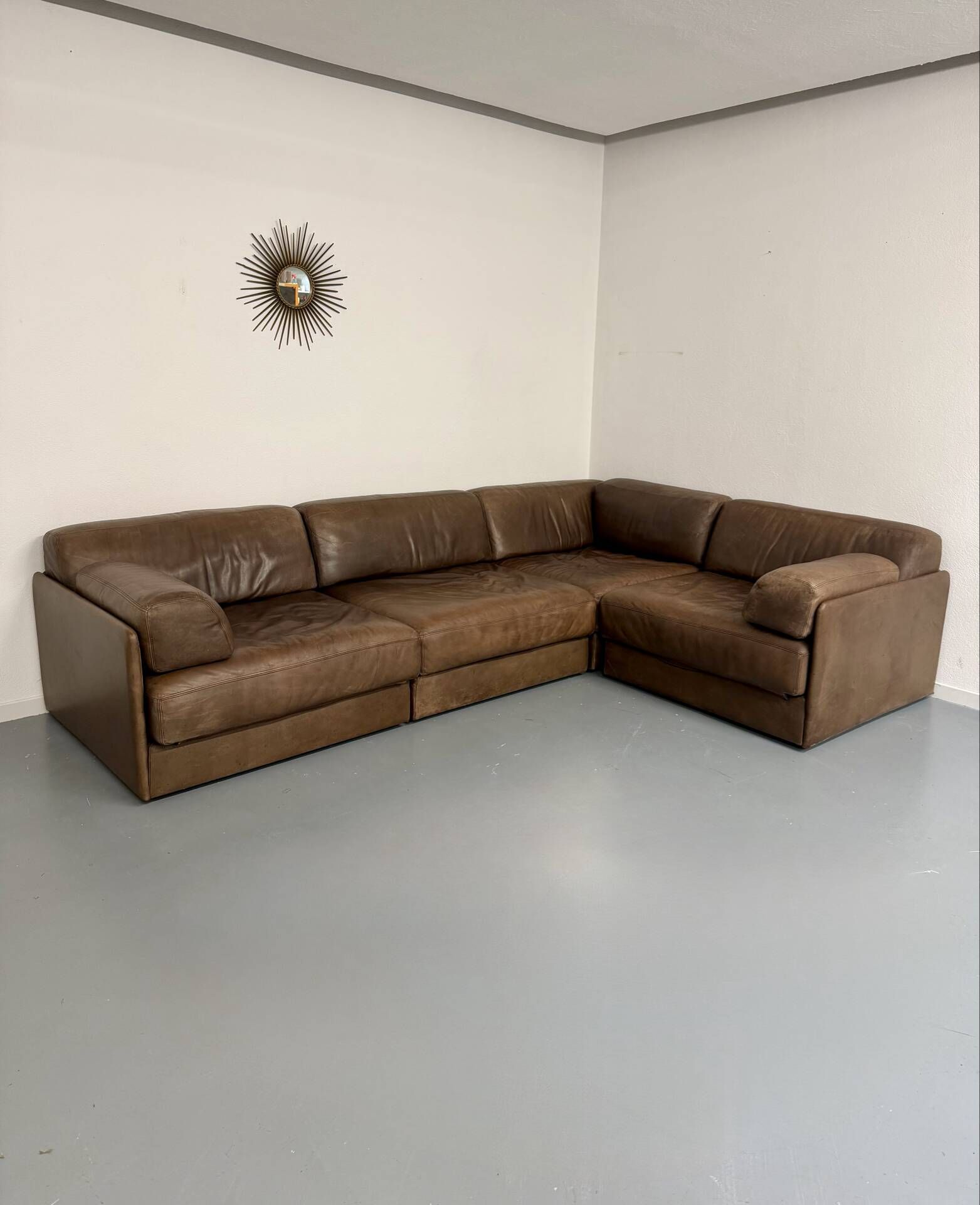Modular corner sofa DS-76 in brown leather, designed by De Sede, 1980s.