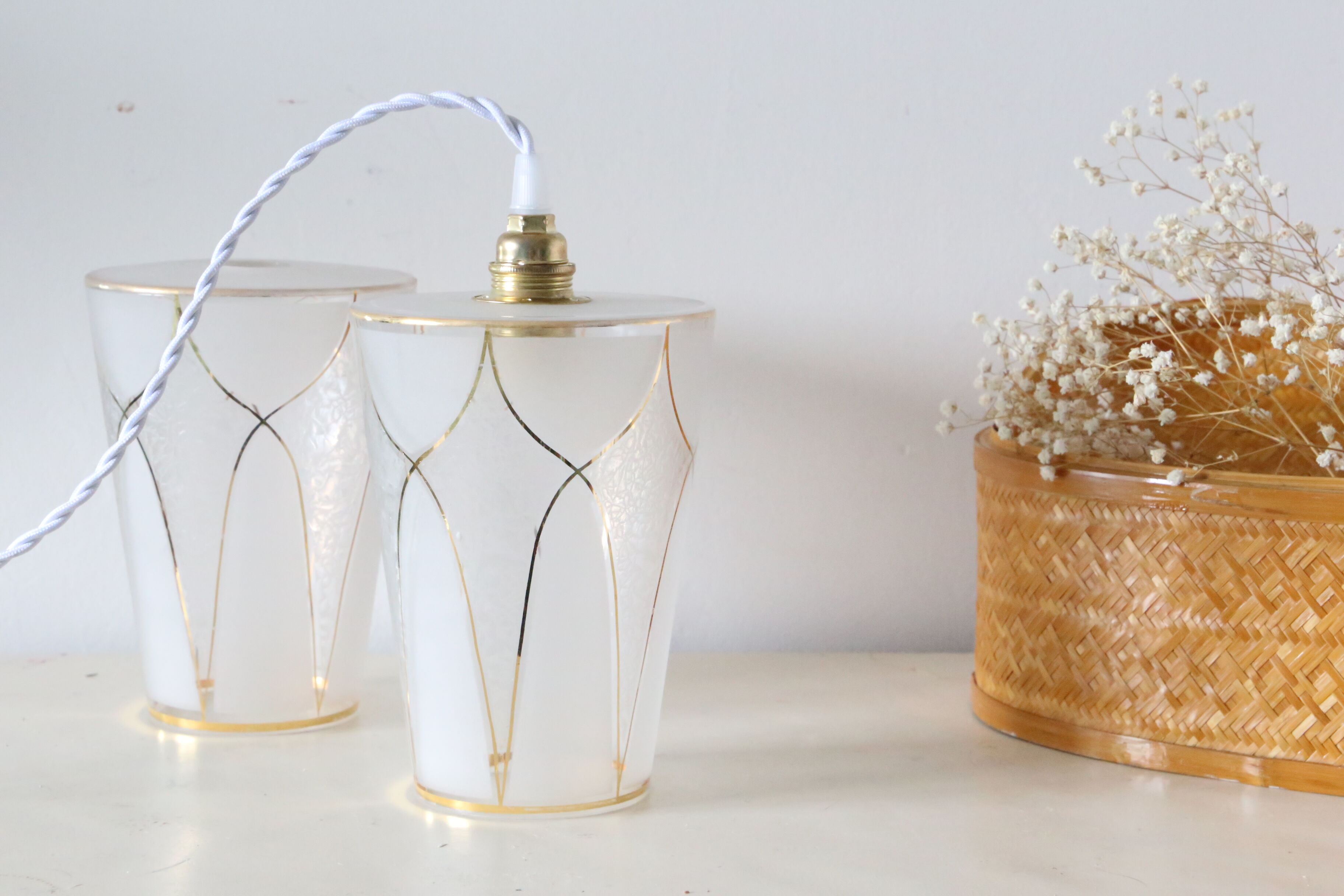 Frosted hanging lamp, vintage