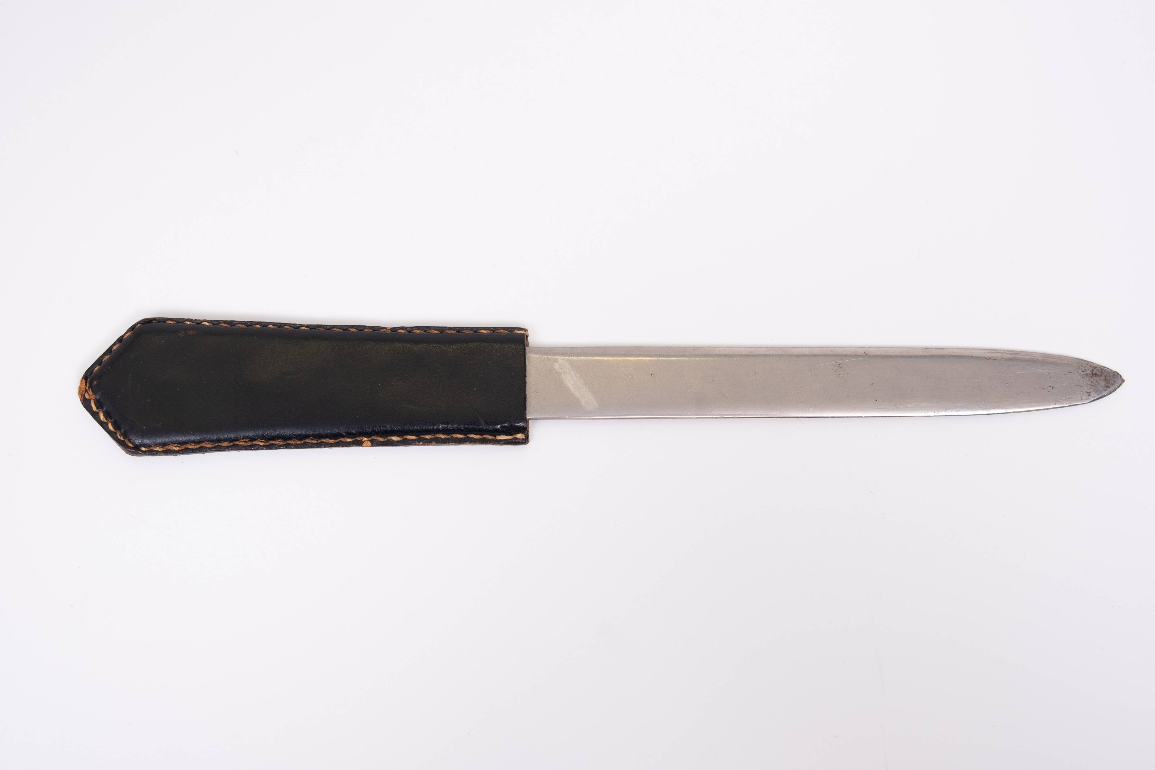 Grand ensemble de bureau exclusif en cuir cousu, années 1960, France