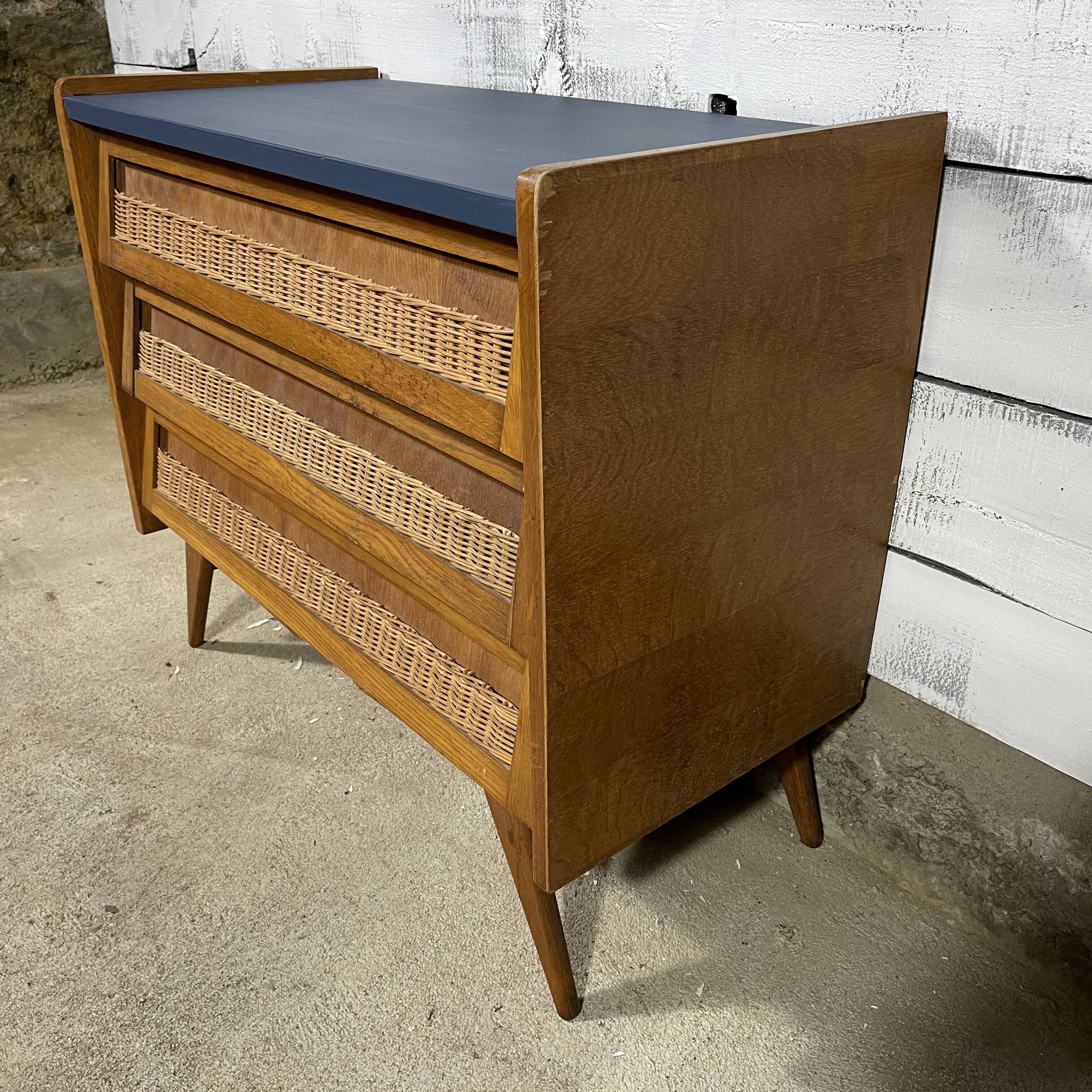 Vintage chest of drawers