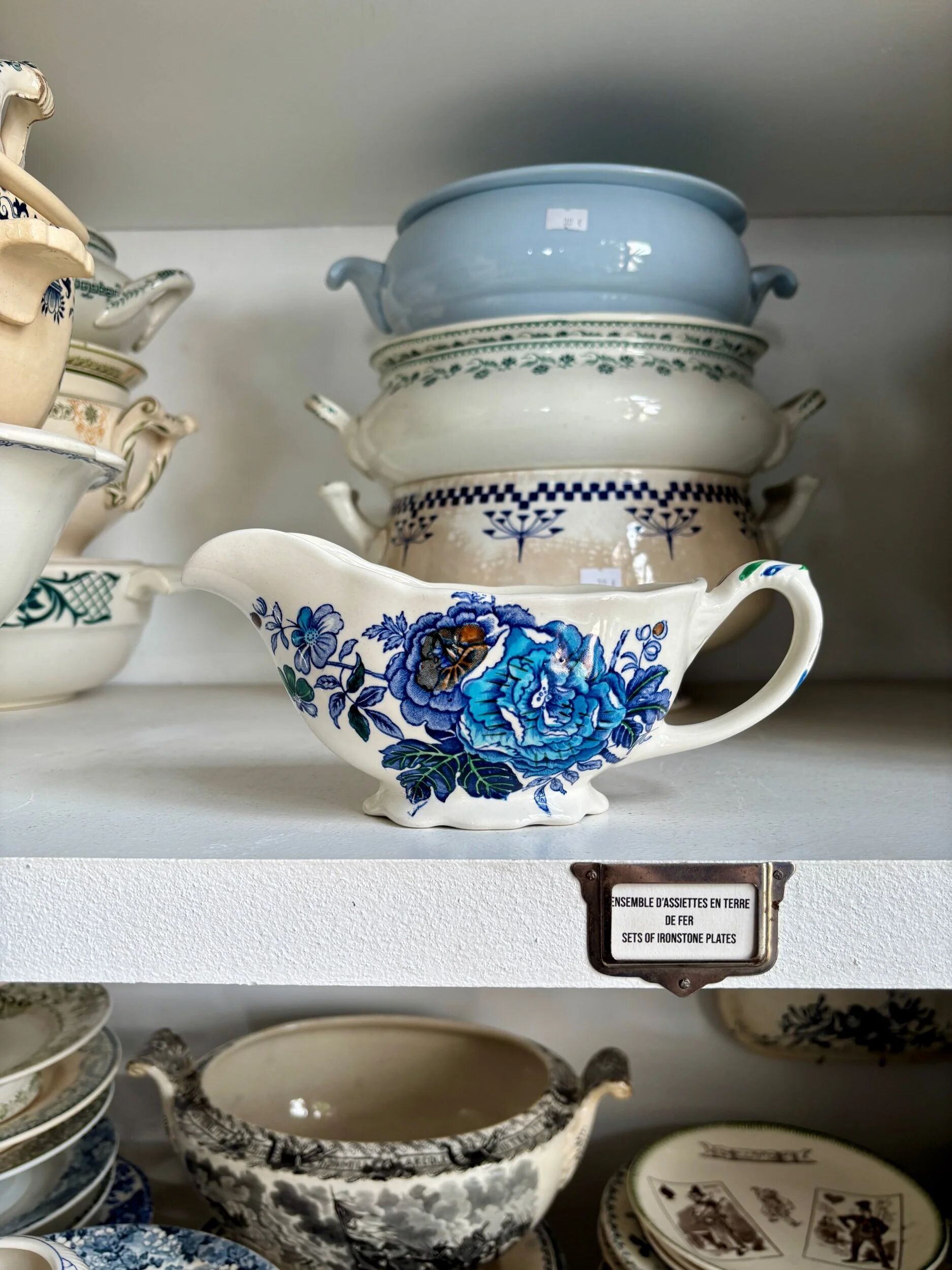 Mason's sauce boat in polychrome ironstone, "Belvedere" service - early 20th century