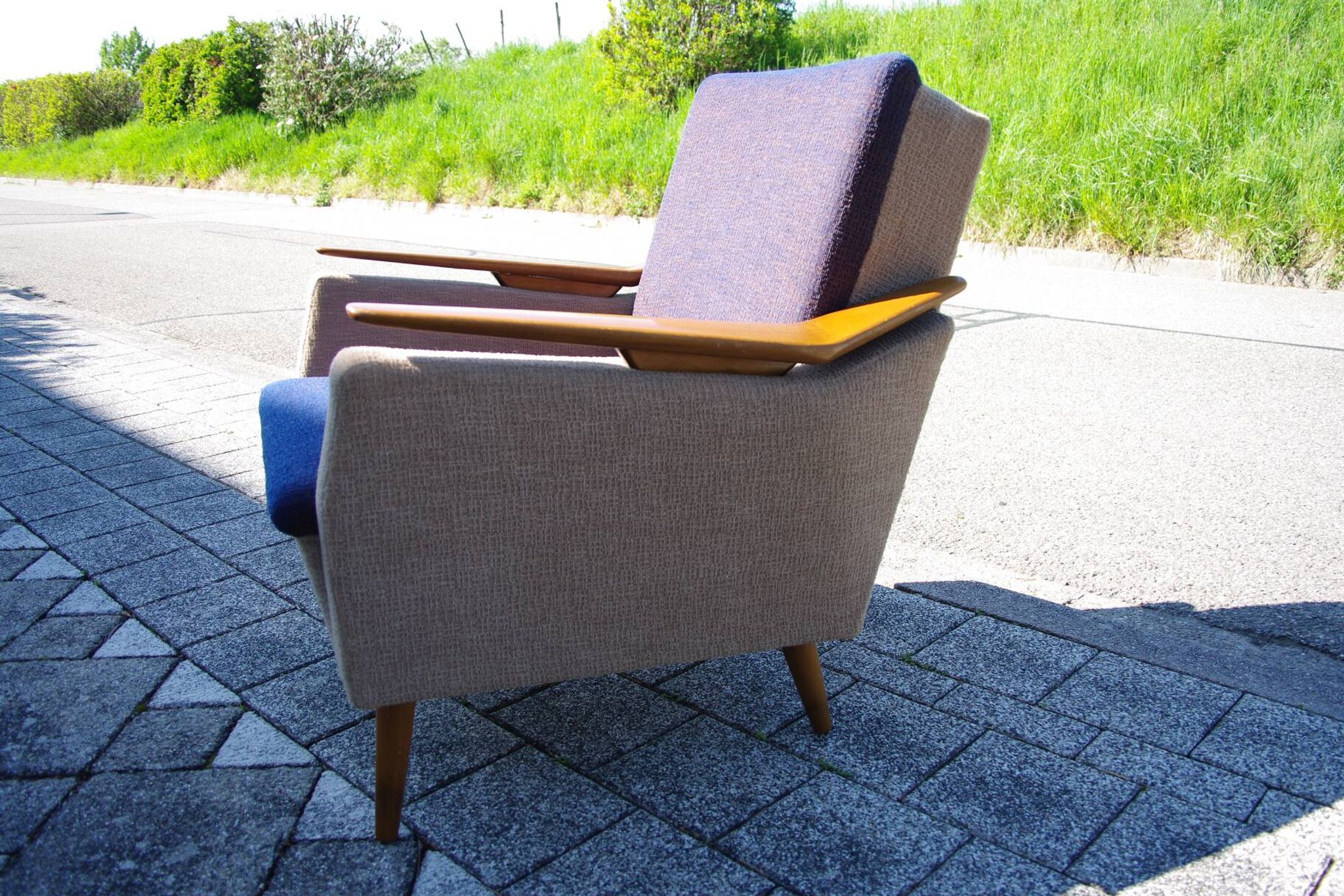 Fauteuil vintage italien accoudoir bomrang