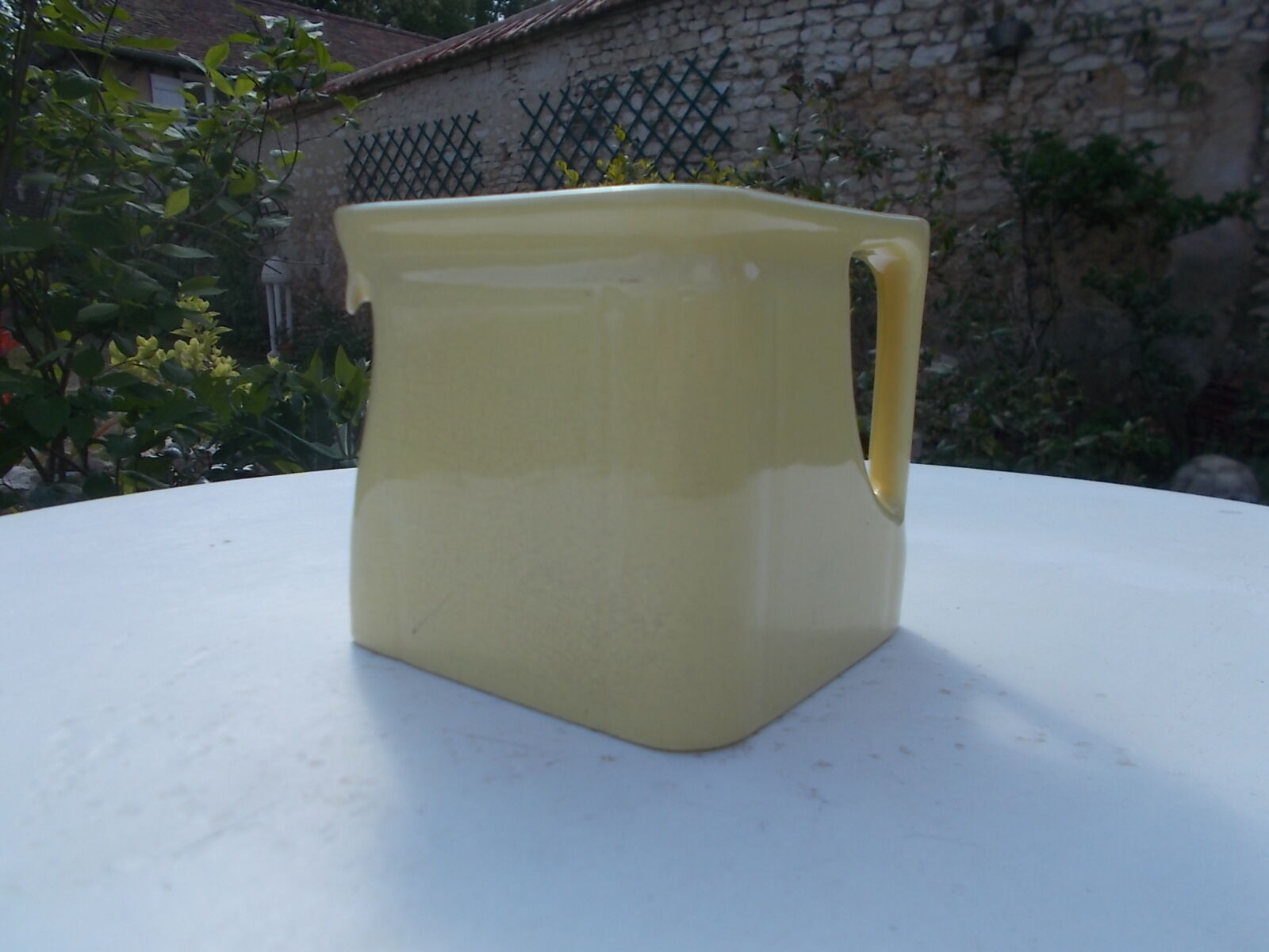 Square teapot