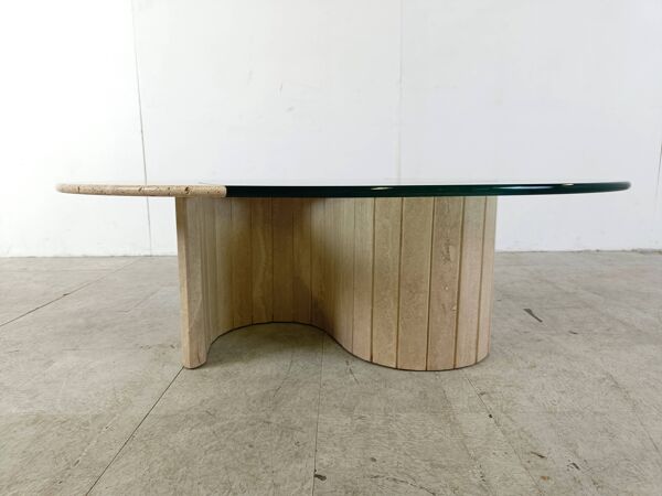 Table basse en travertin et verre années 1970