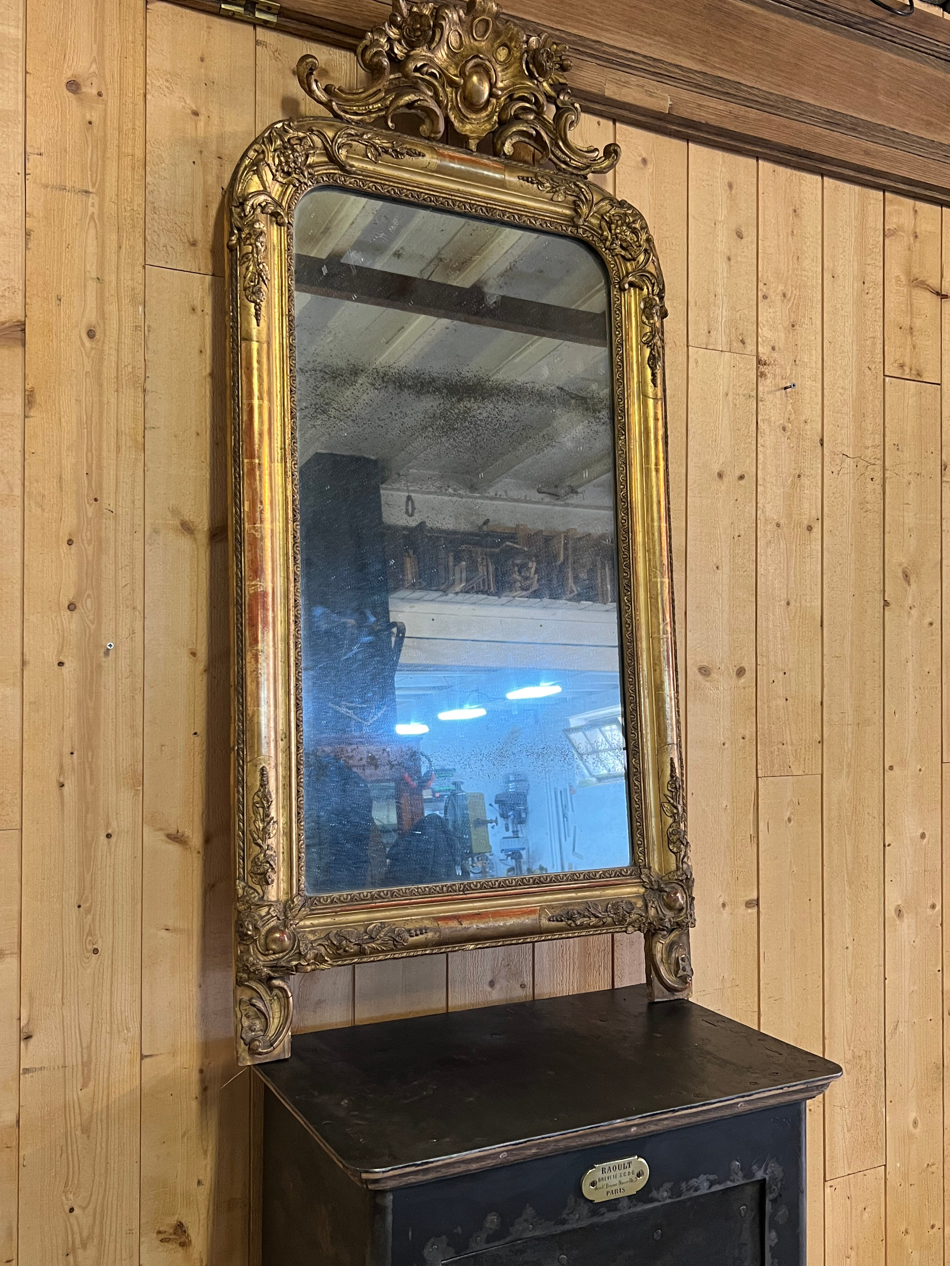 Louis Philippe mirror with a mercury pediment
