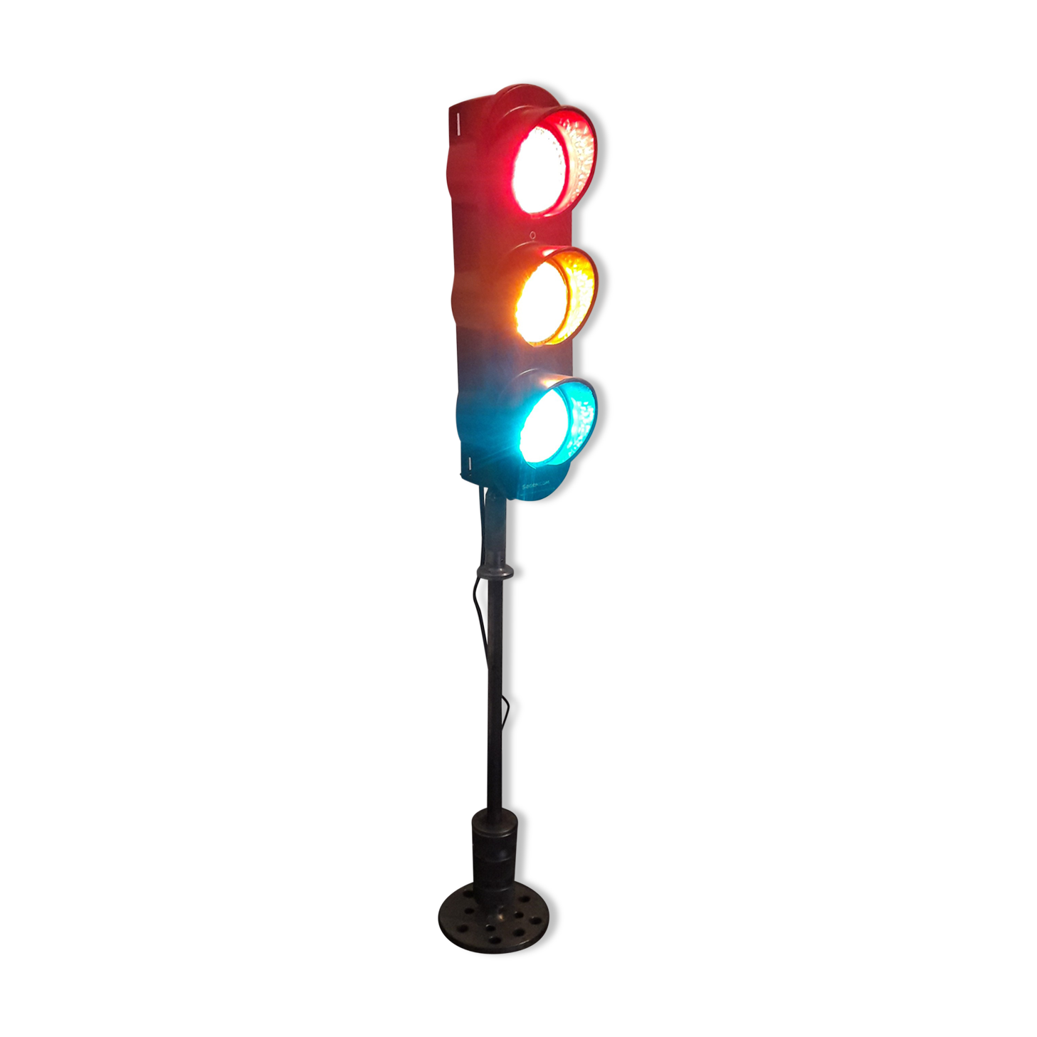 Tricolour traffic light