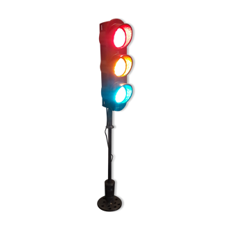 Tricolour traffic light