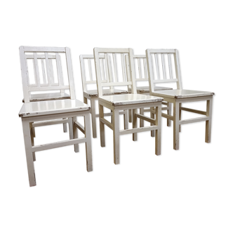 Series of 6 vintage chairs in white painted wood