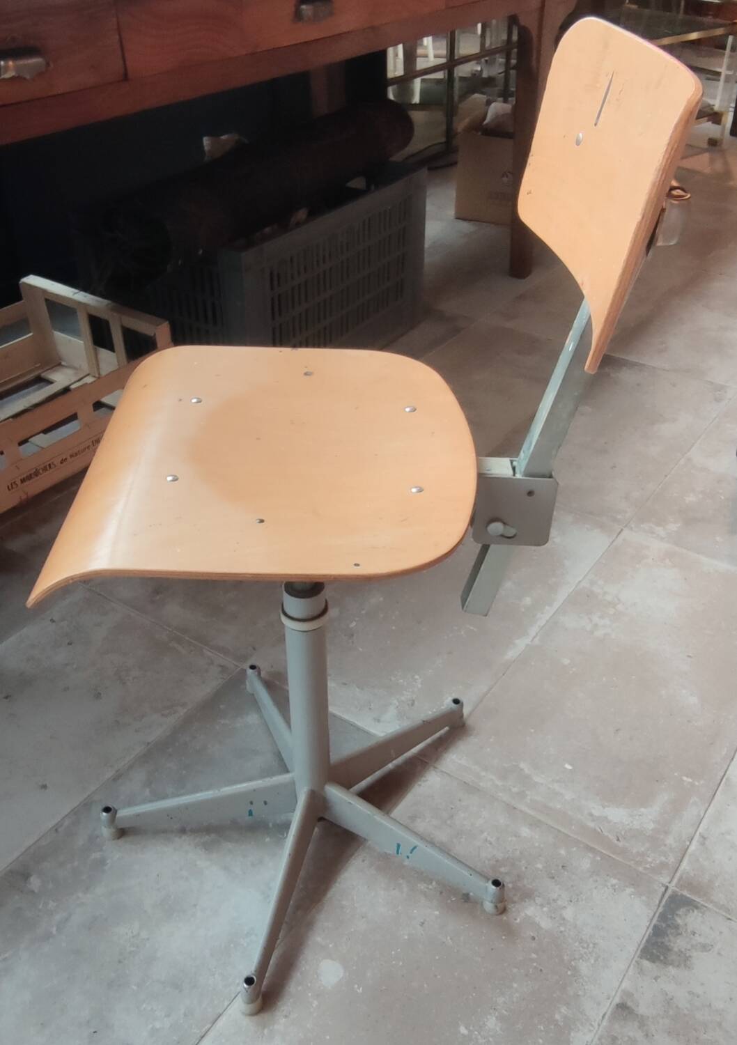 Vintage workshop chair/industrial chair
