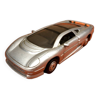 Jaguar XJ220 miniature car