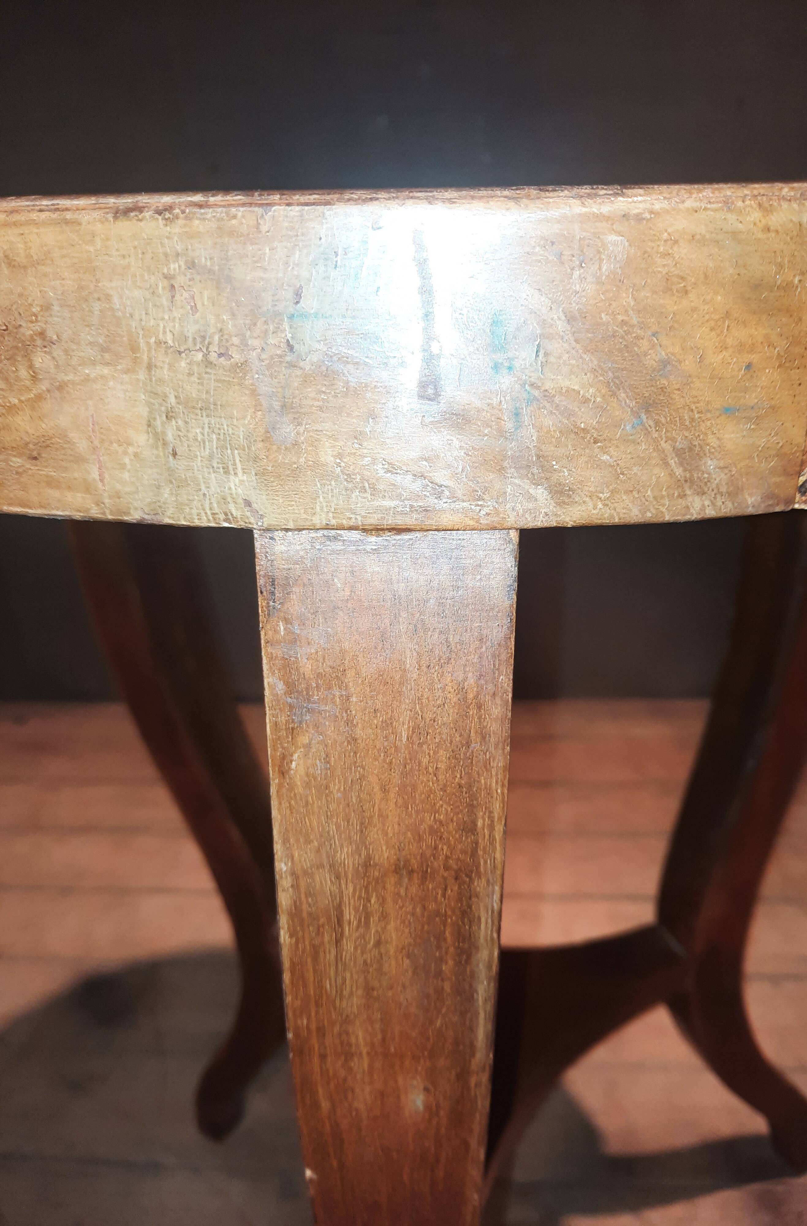 Table "cuvette" of the nineteenth century