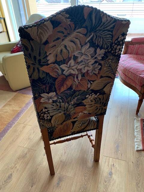 8 chairs and 1 Louis XIII style armchair handmade.