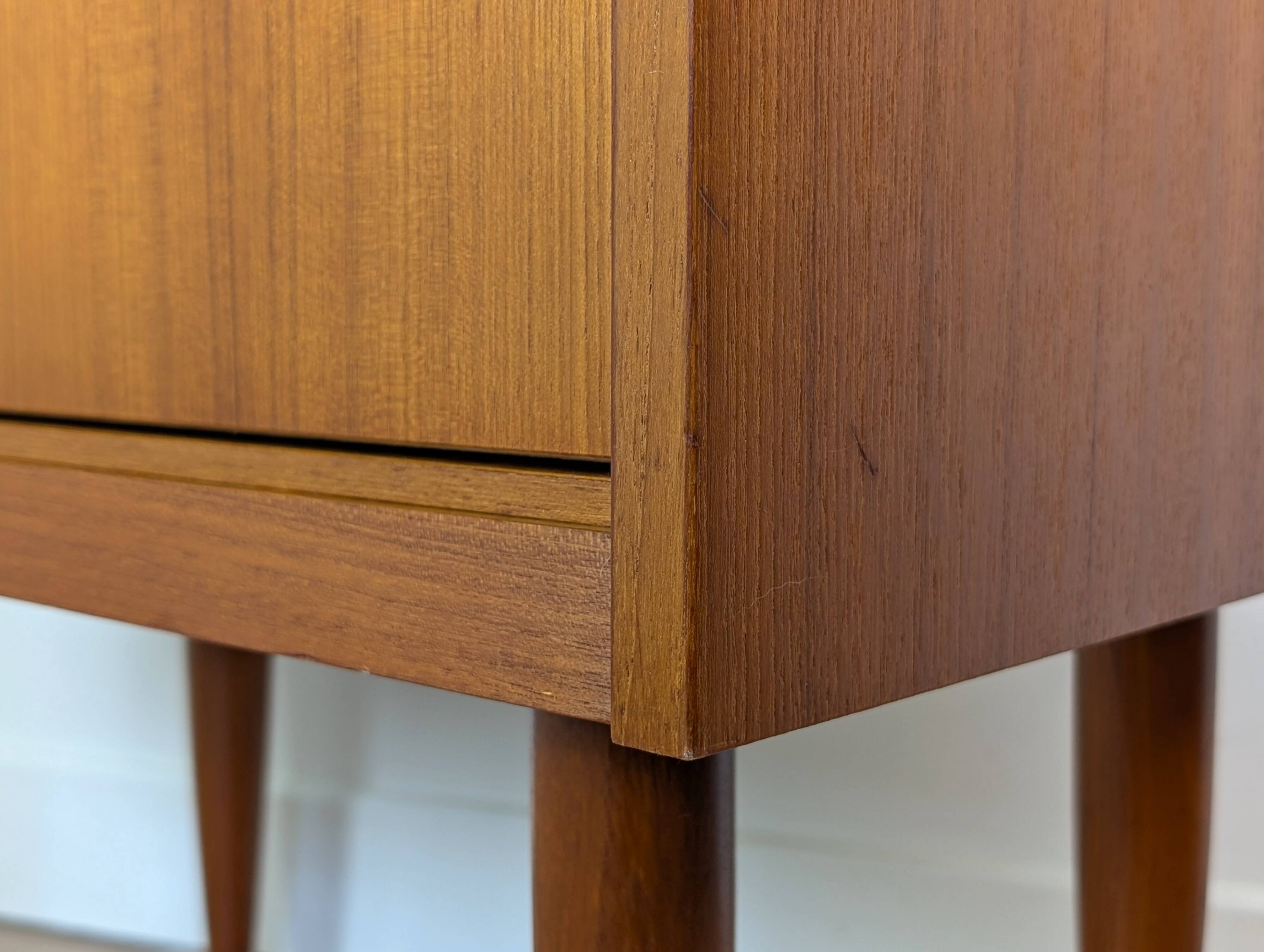Scandinavian chest of drawers