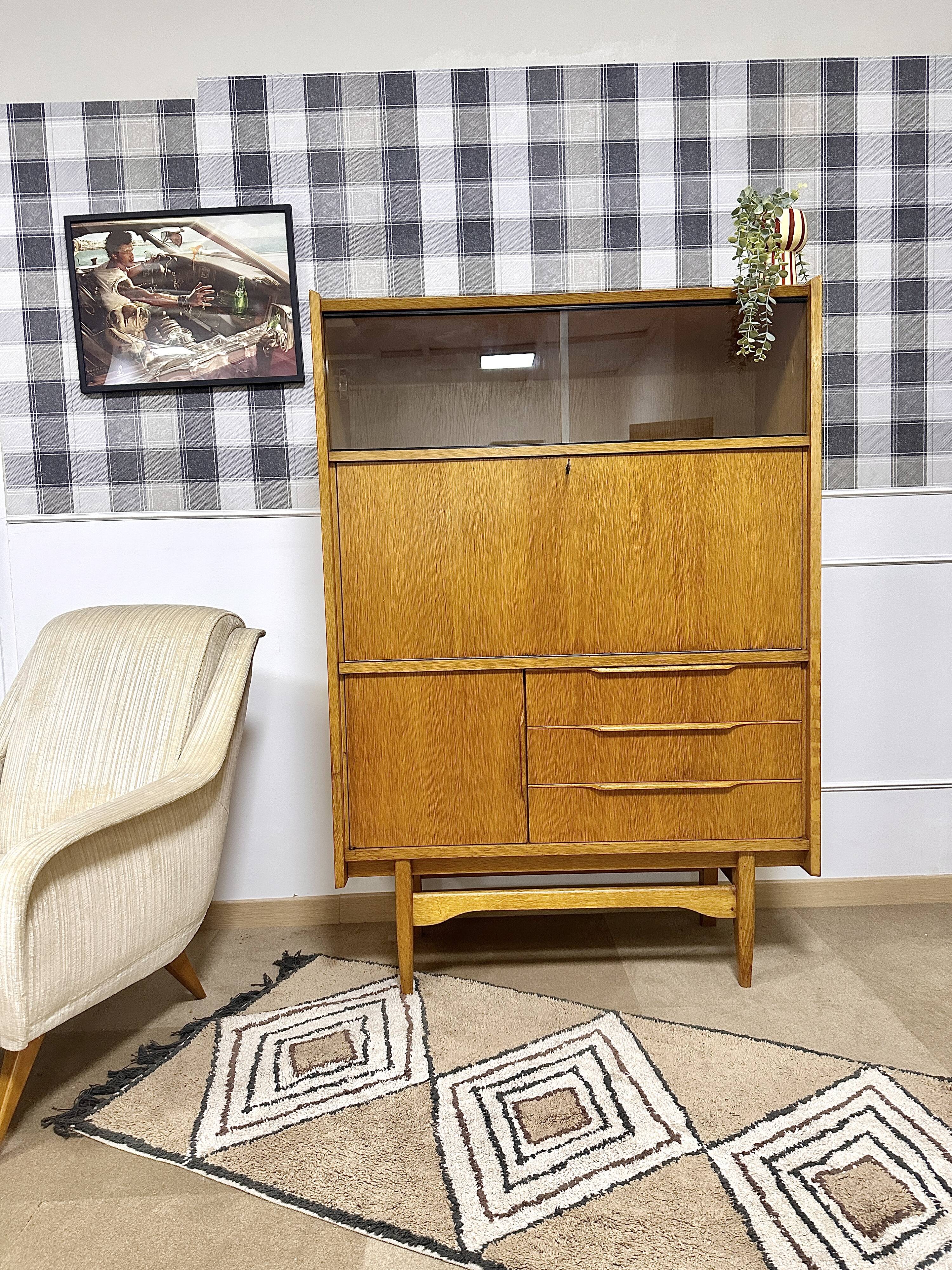 Scandinavian Secretary