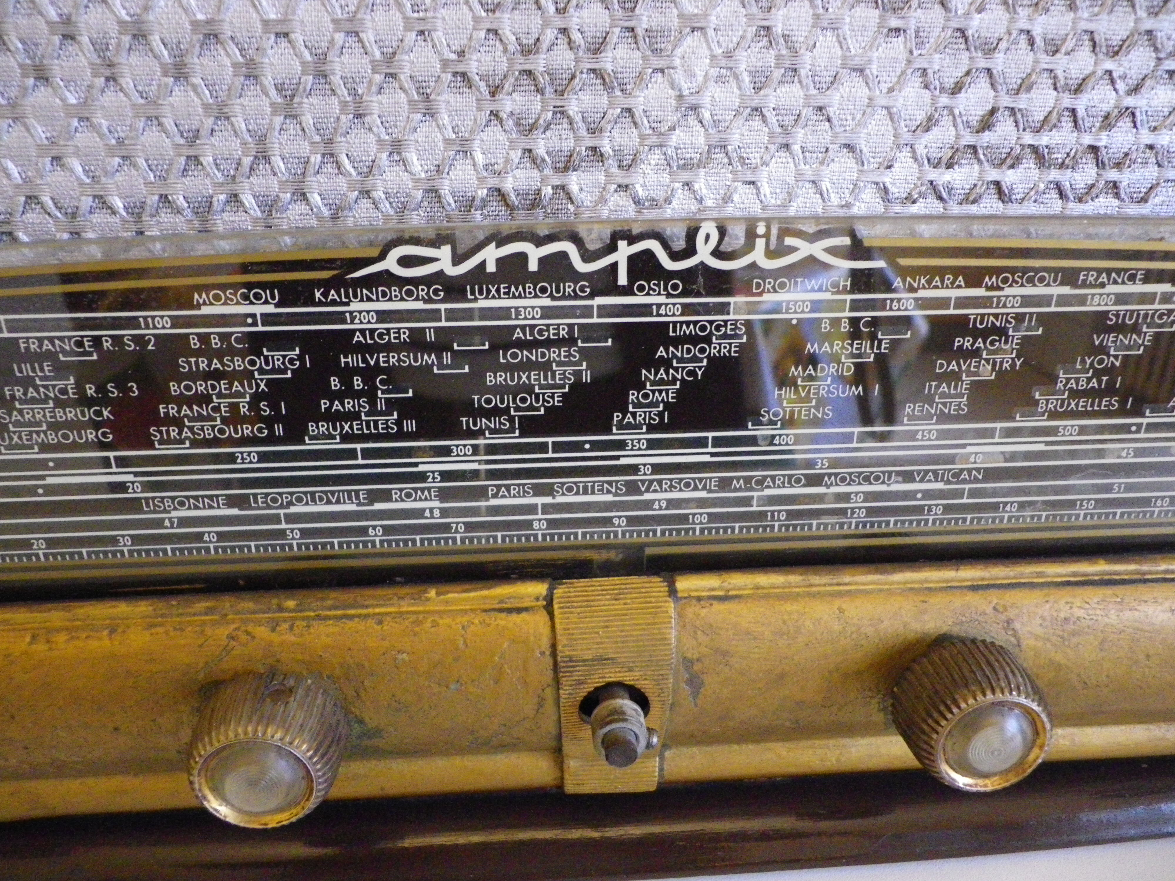 Decoration radio station - Brand Amplix Paris - Fifties