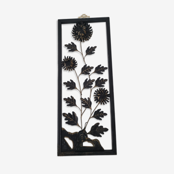 Decoration murale en metal noir et bronze fleurs chrysanthemes