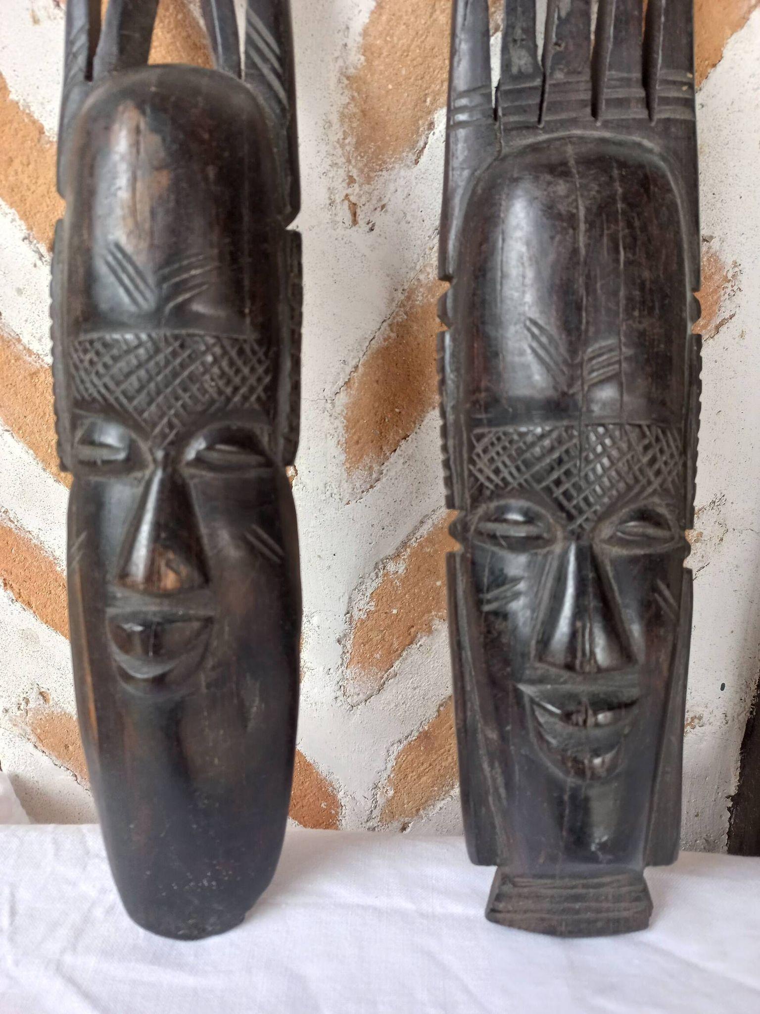 Paire de masques aficains vinatge 1960