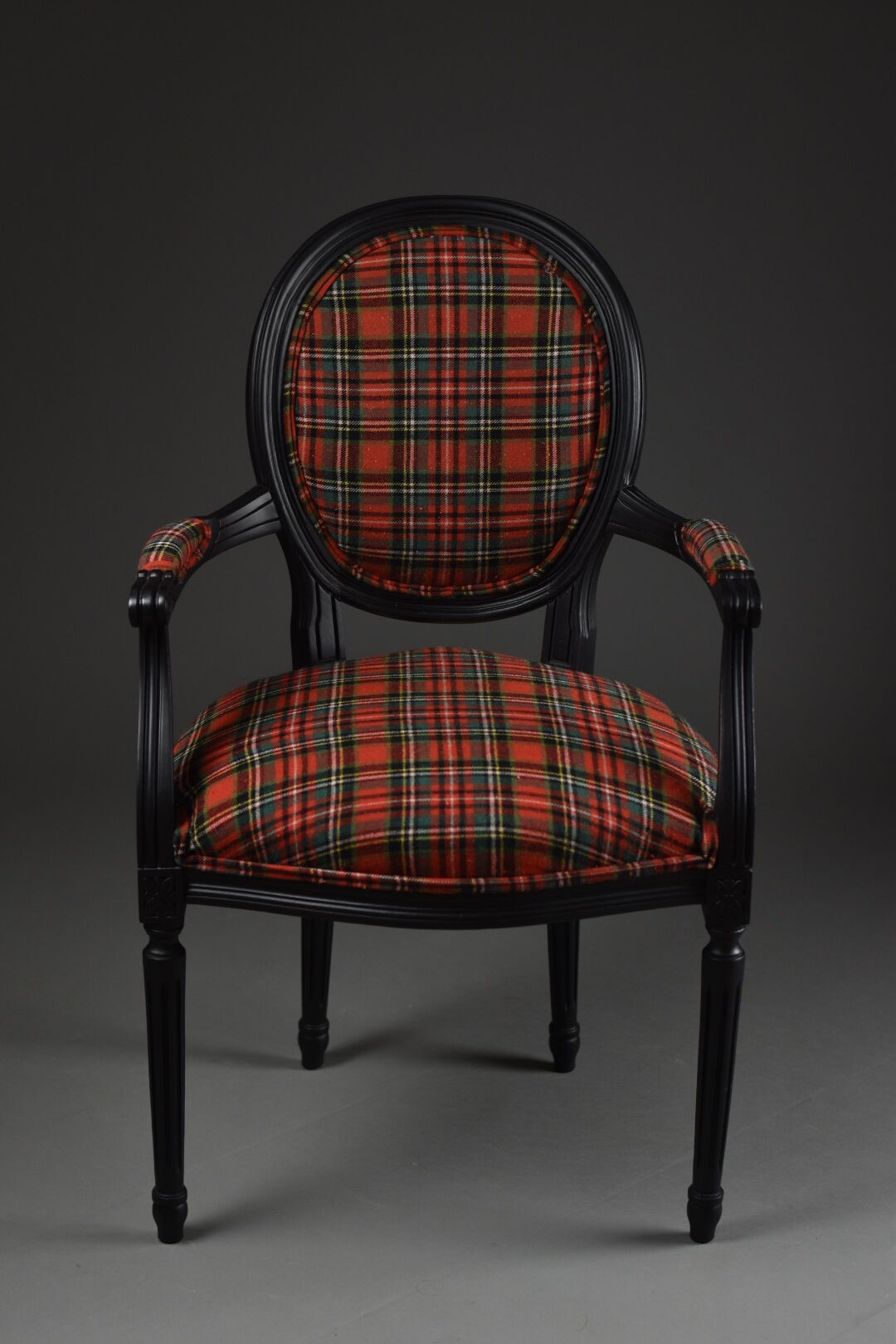 Medallion Chair with Tartan Fabric, Early XXth century