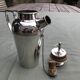 Shaker ancien métal argenté